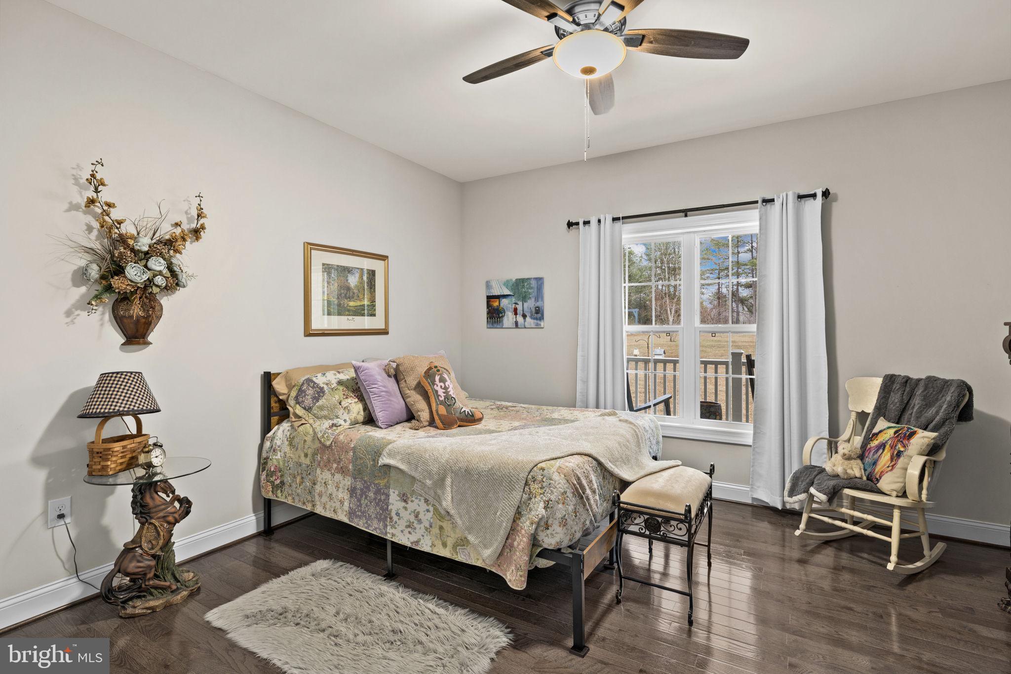 PINEYBROOK - Residential