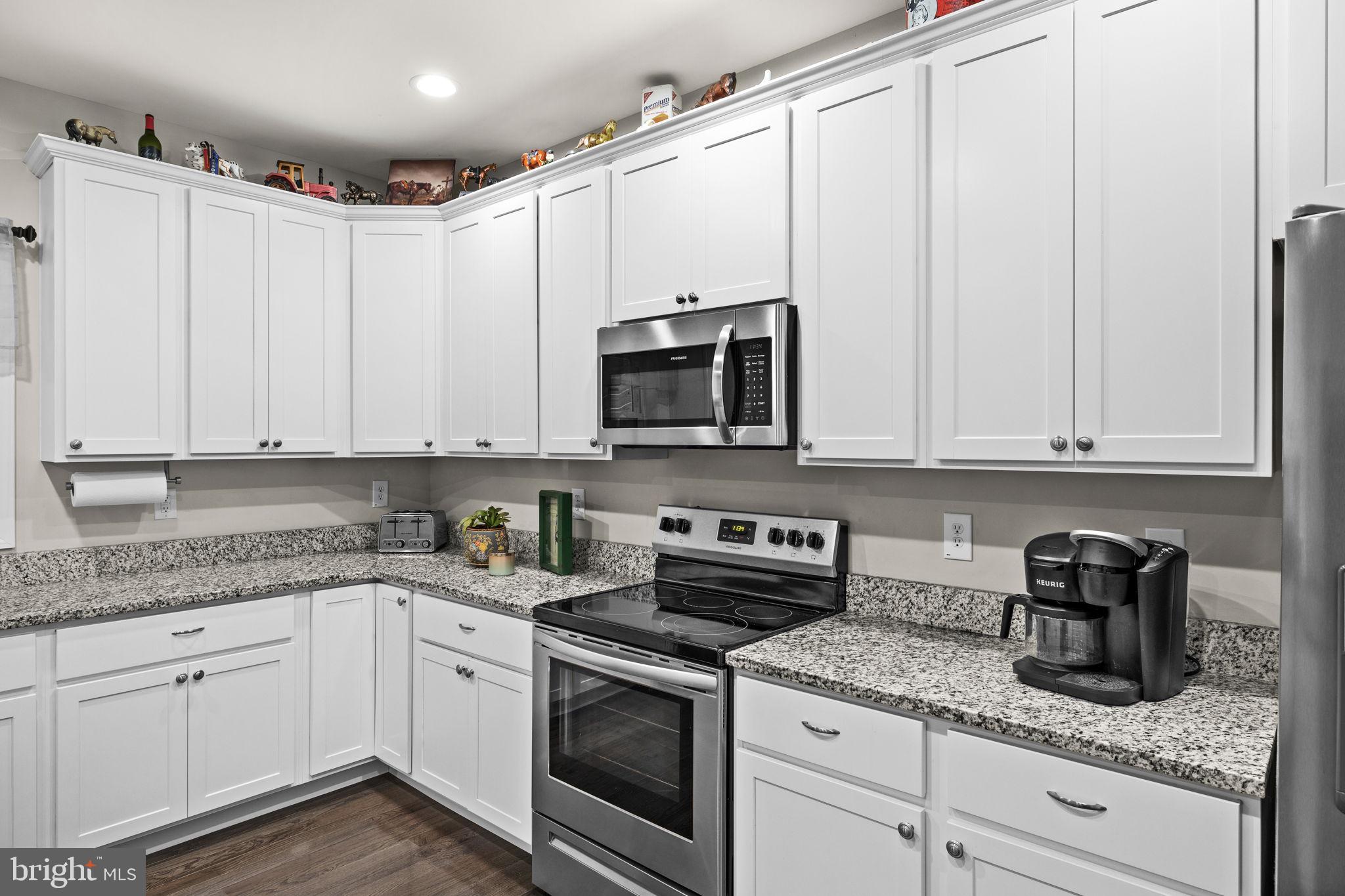 PINEYBROOK - Residential