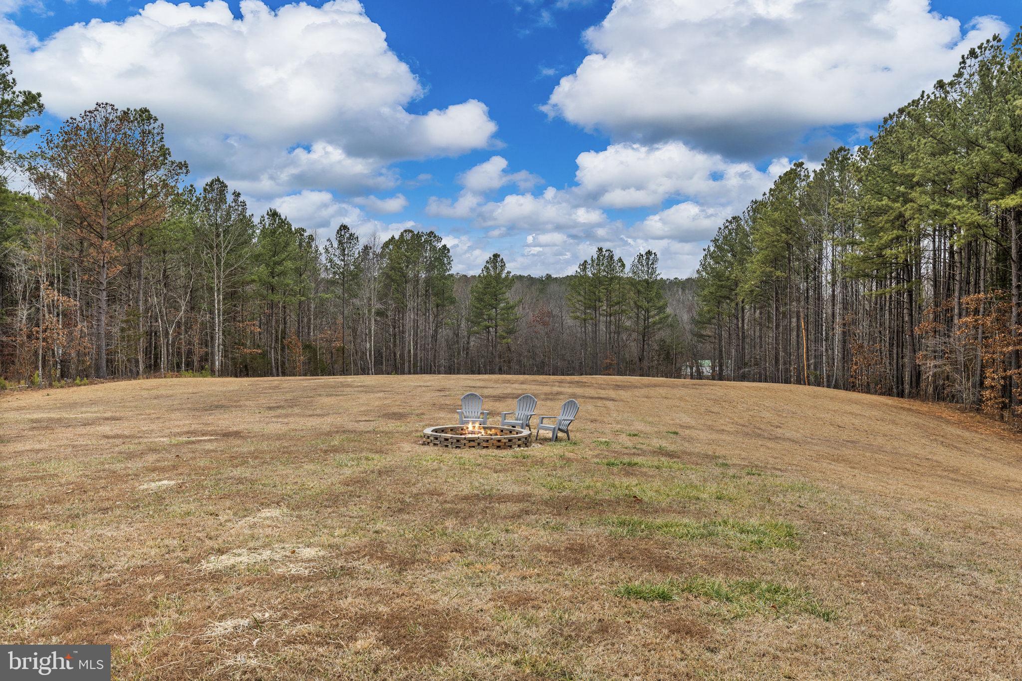 PINEYBROOK - Residential