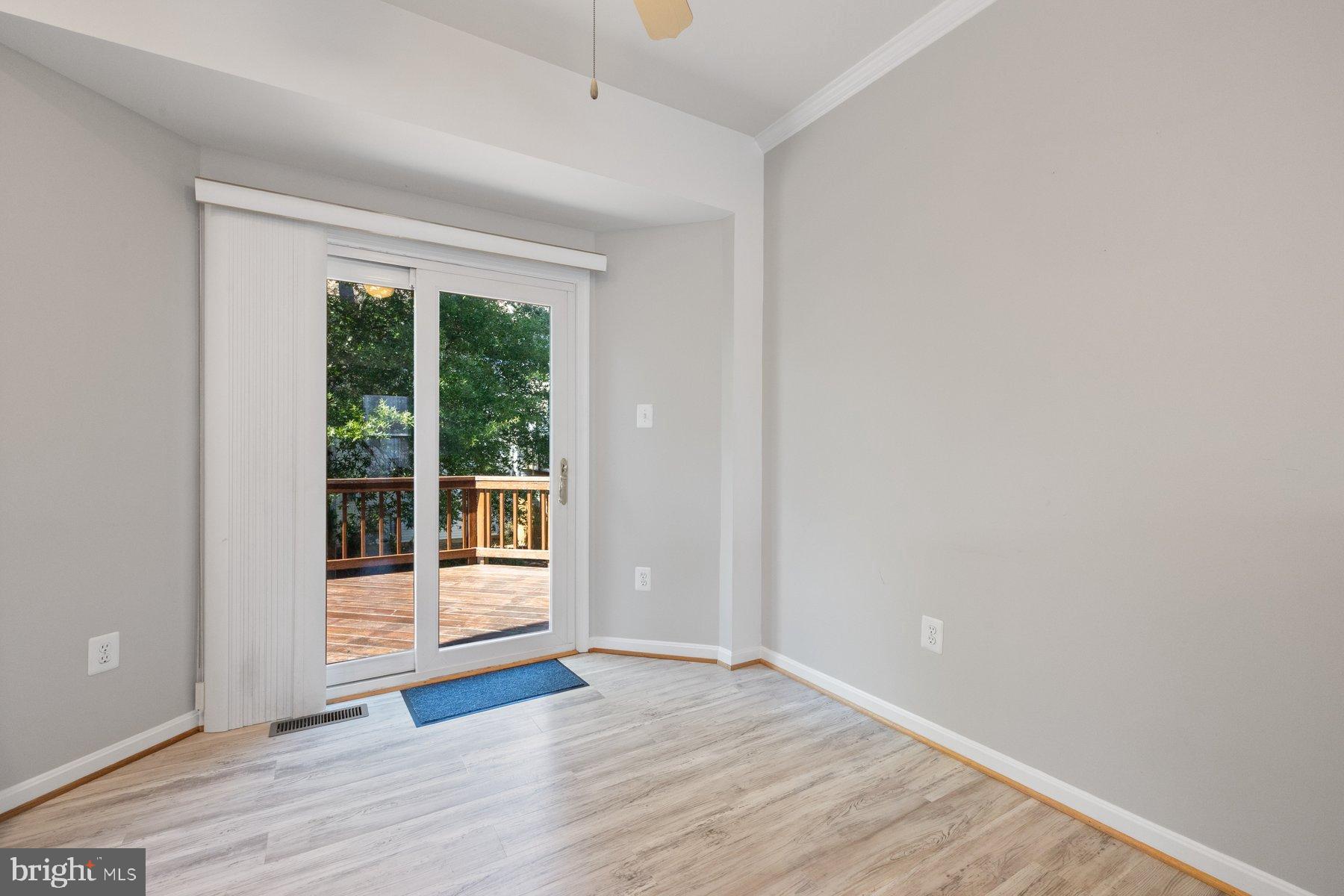 ISLAND CREEK - Residential