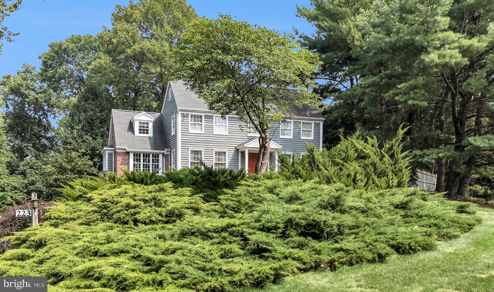 223 W LISBURN ROAD