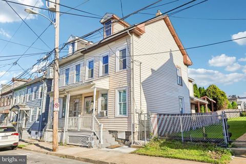 Photo of 714 W Wilkes Barre Street, EASTON, PA 18042 (MLS # PANH2009914)