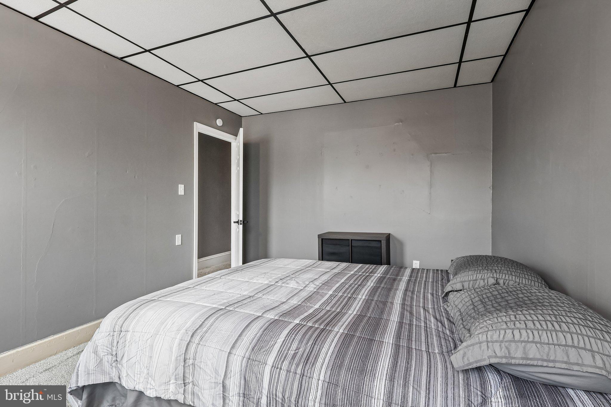 SOUTH SIDE - Residential