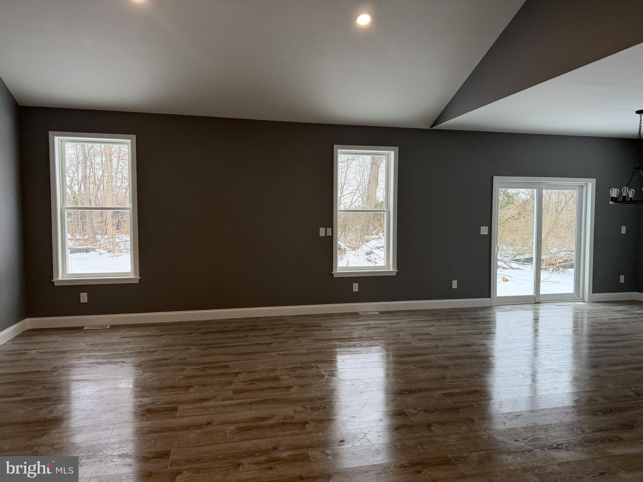 661 S BLUE BELL ROAD