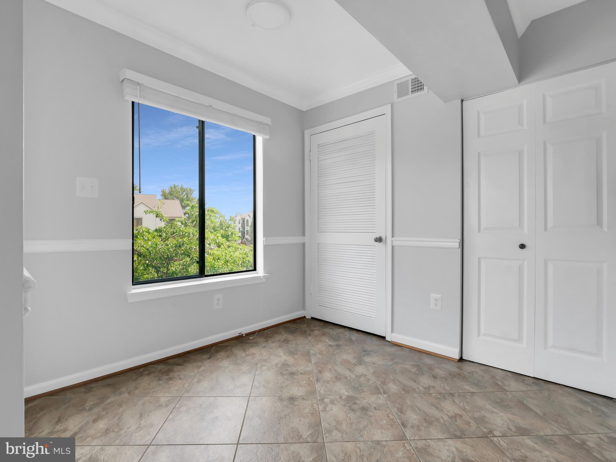 BATTERY HEIGHTS - Residential Lease