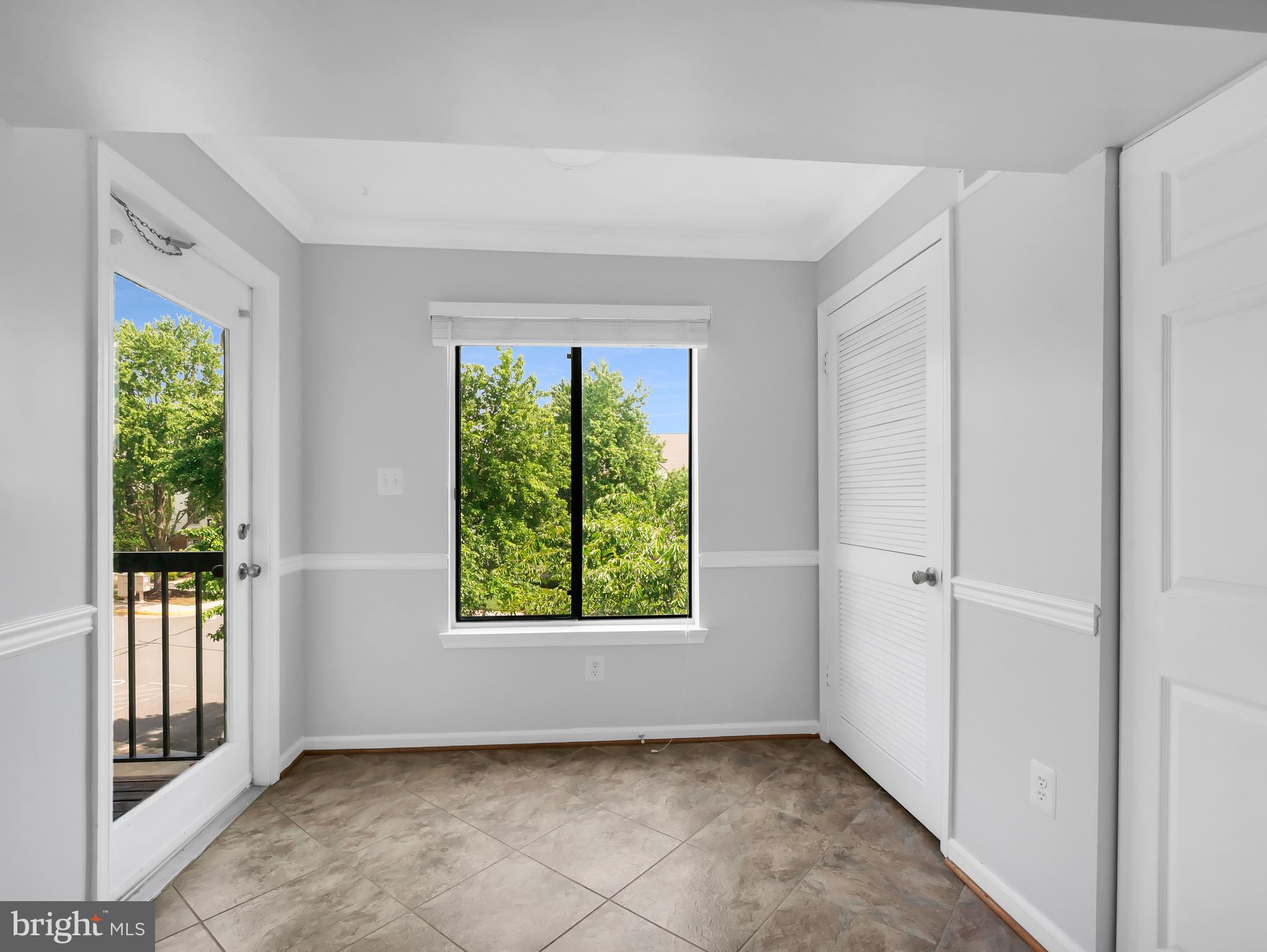 BATTERY HEIGHTS - Residential Lease