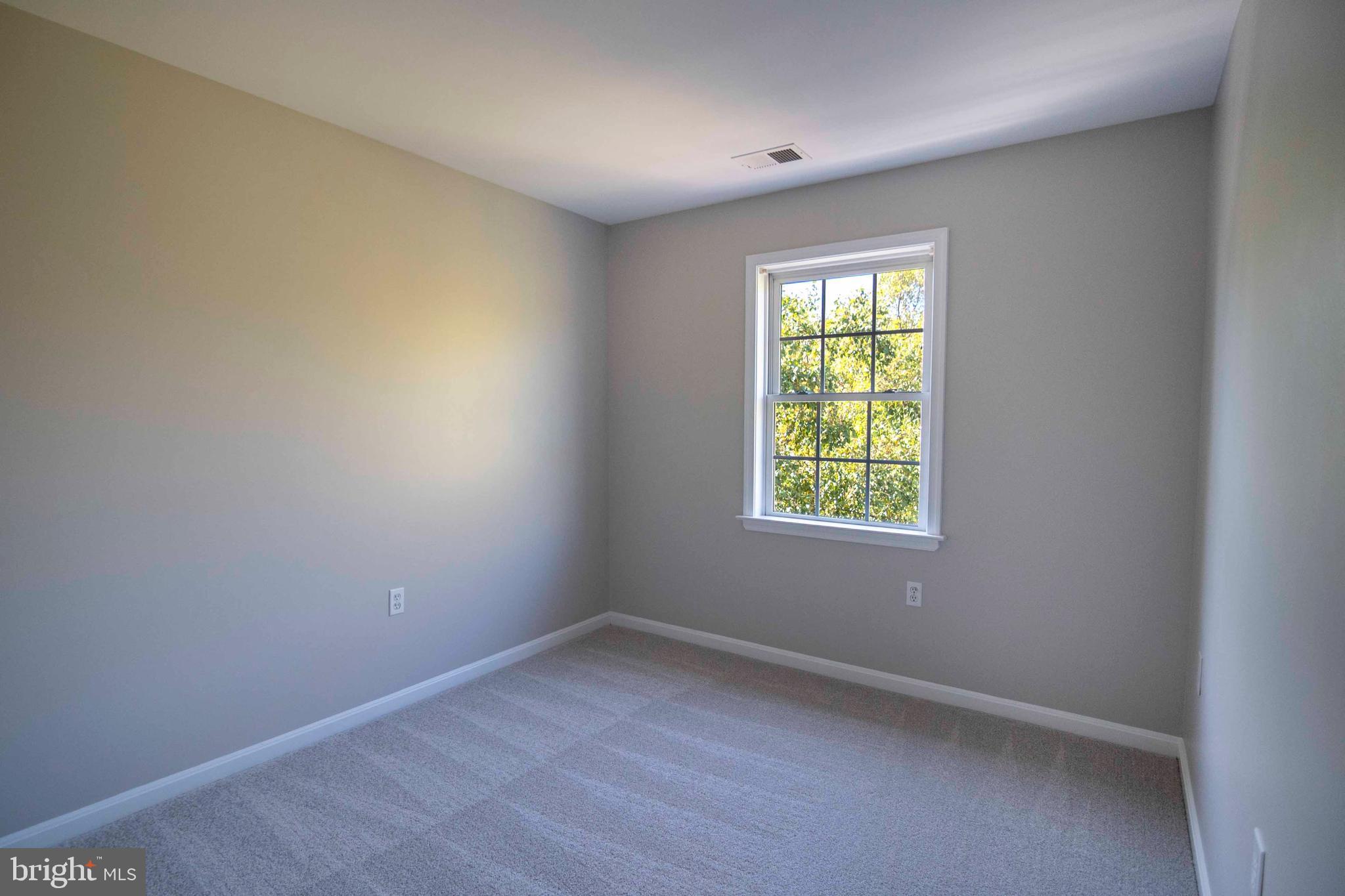 HAMMONDS MILL - Residential