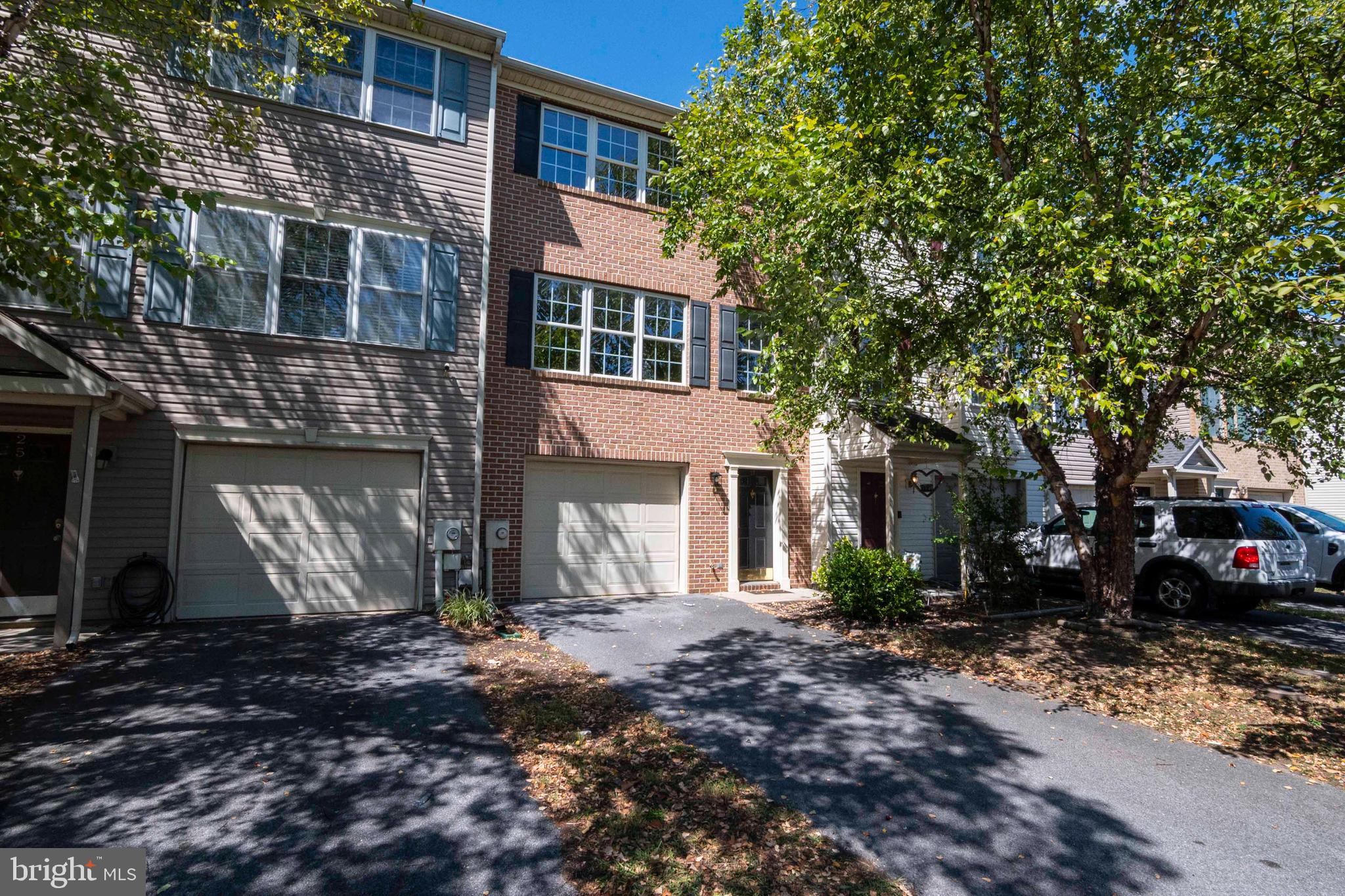 HAMMONDS MILL - Residential