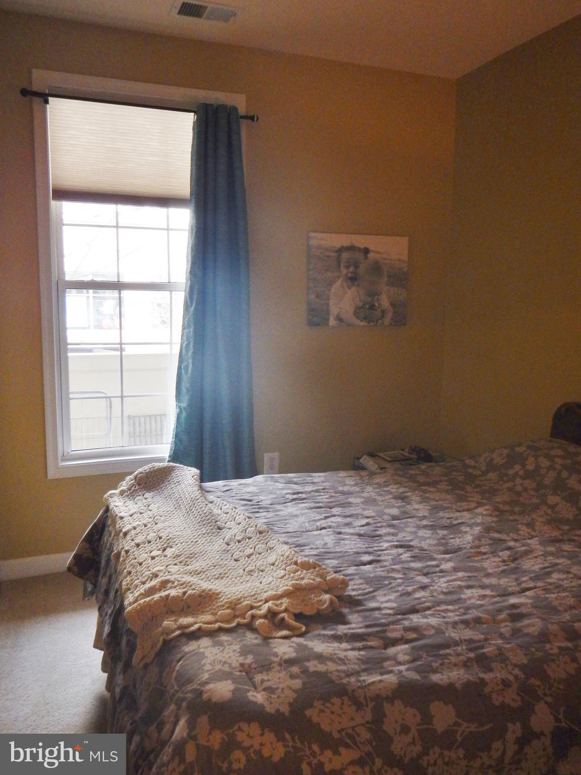 COURTHOUSE HILL - Residential Lease