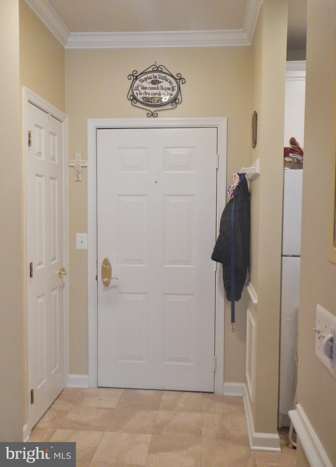 COURTHOUSE HILL - Residential Lease