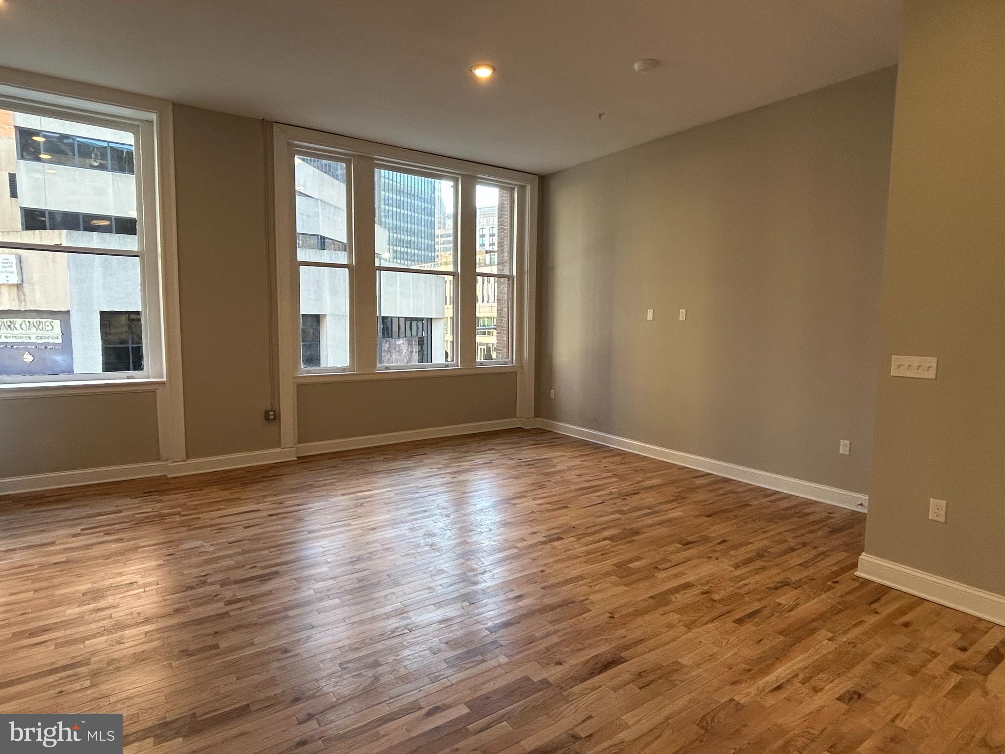 CENTRAL BUSINESS DISTRICT - Residential Lease