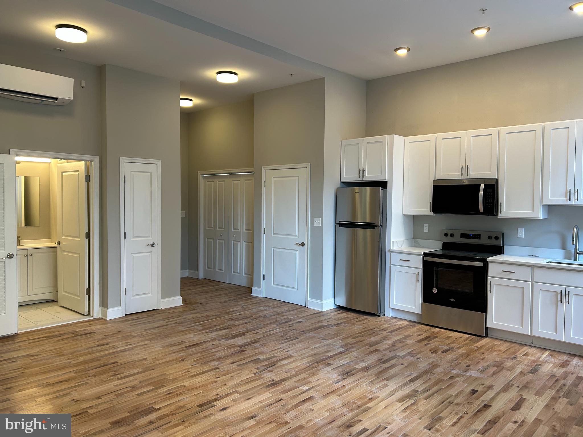 CENTRAL BUSINESS DISTRICT - Residential Lease