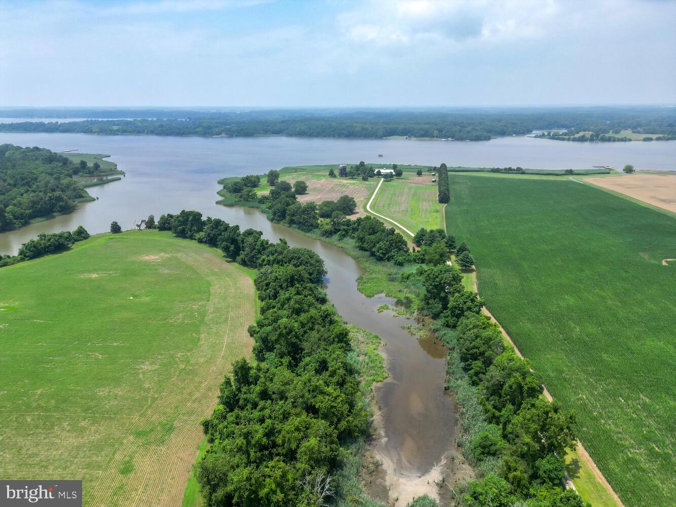 LANDS END - Residential