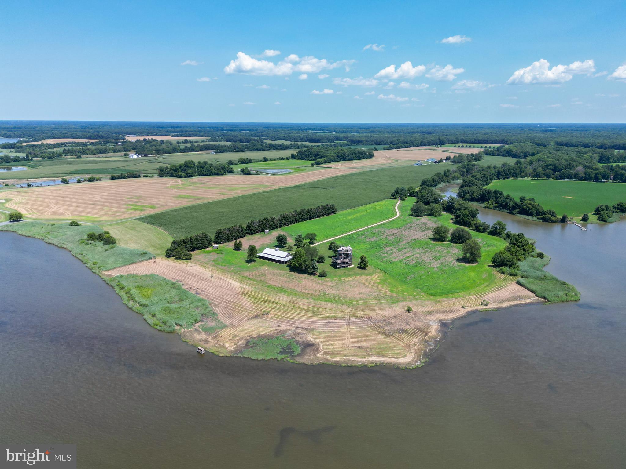 LANDS END - Residential