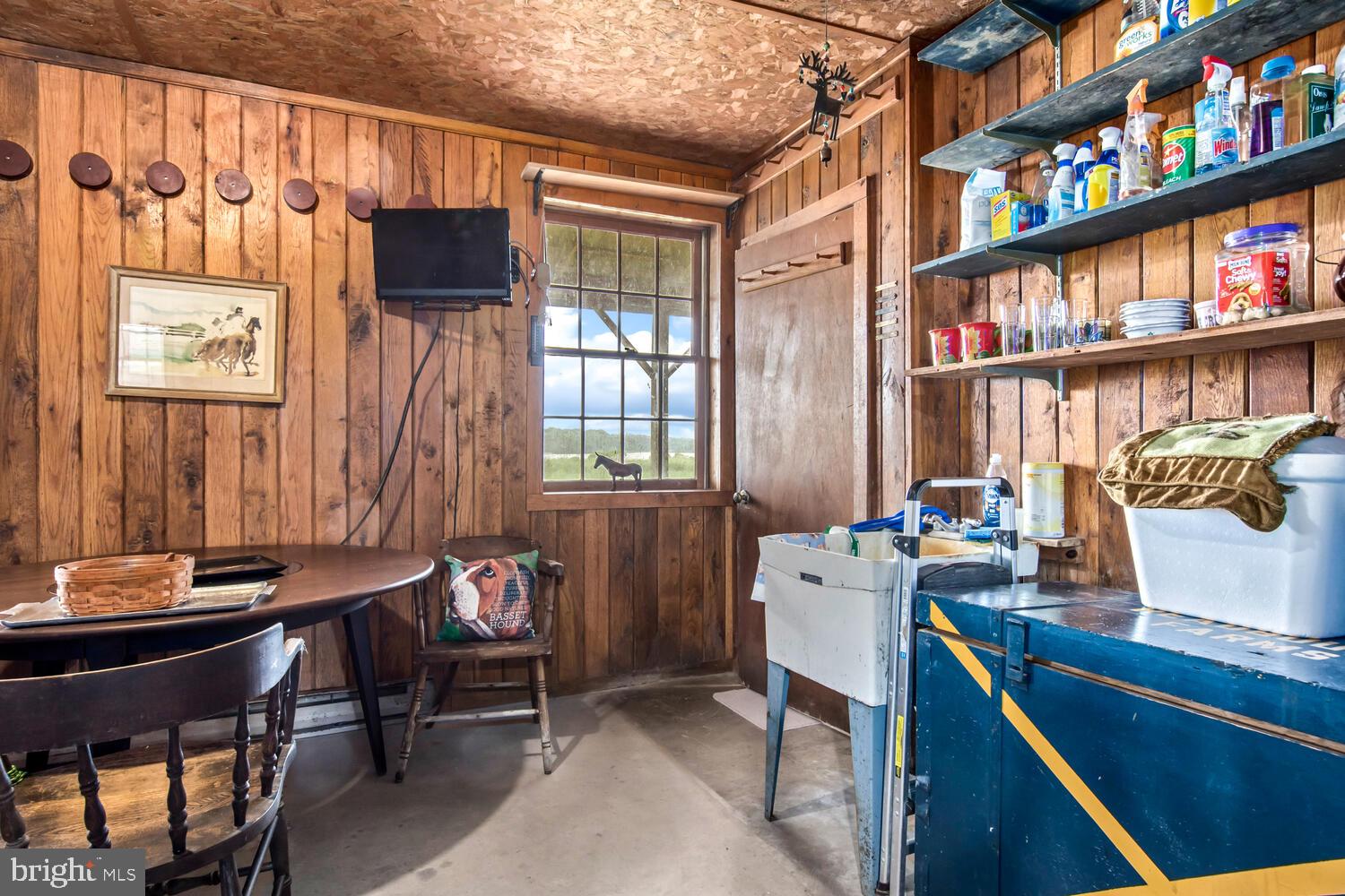 LANDS END - Residential