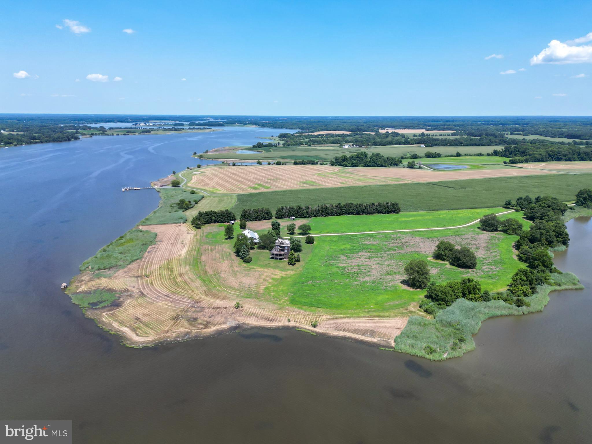 LANDS END - Residential