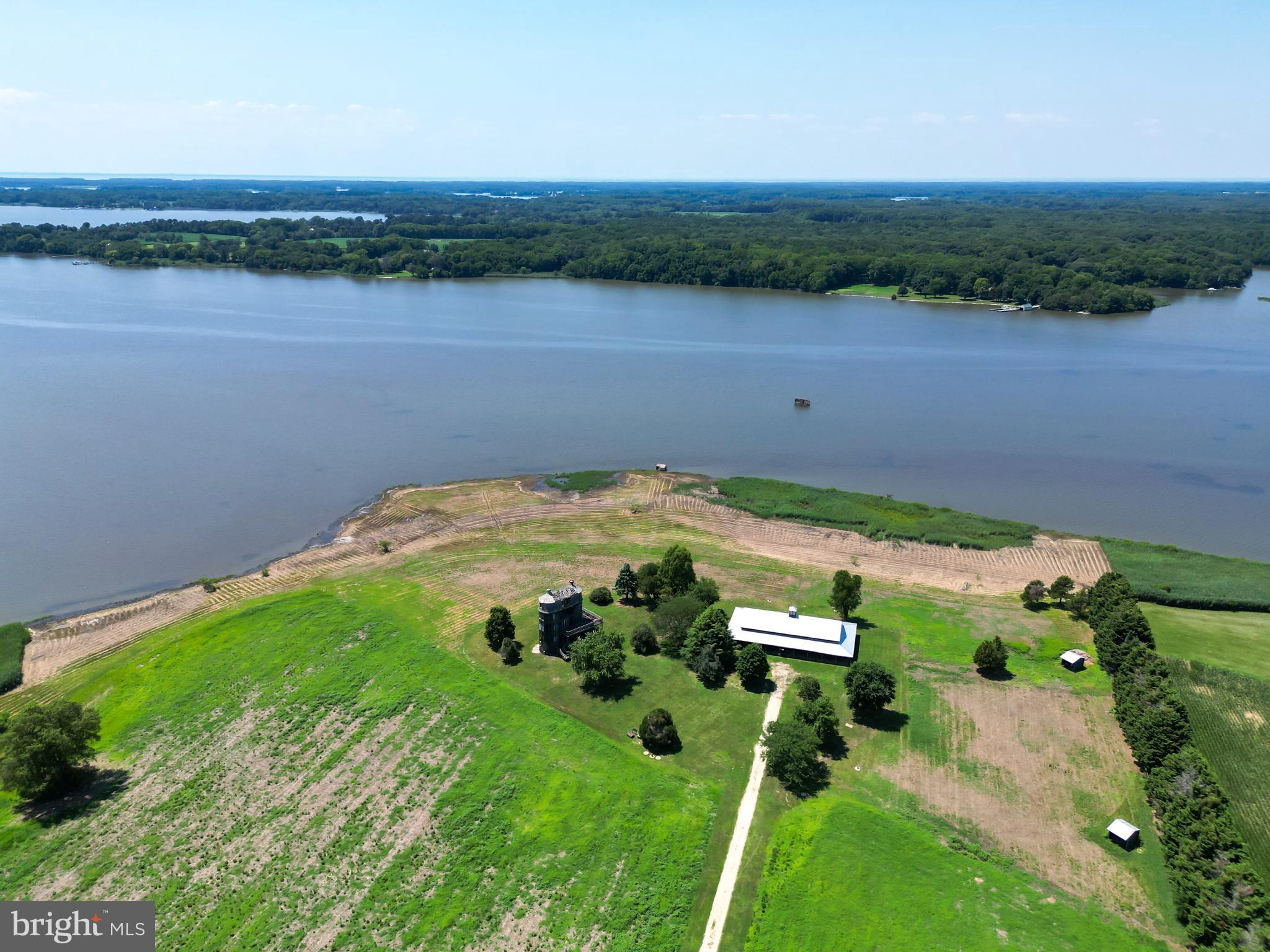 LANDS END - Residential