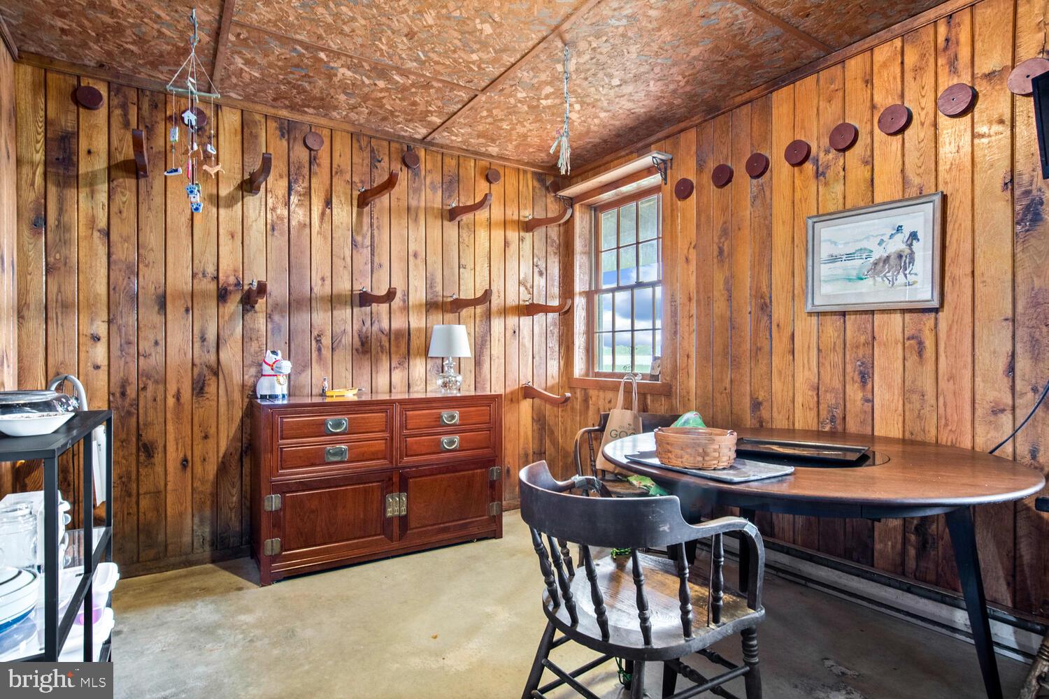 LANDS END - Residential