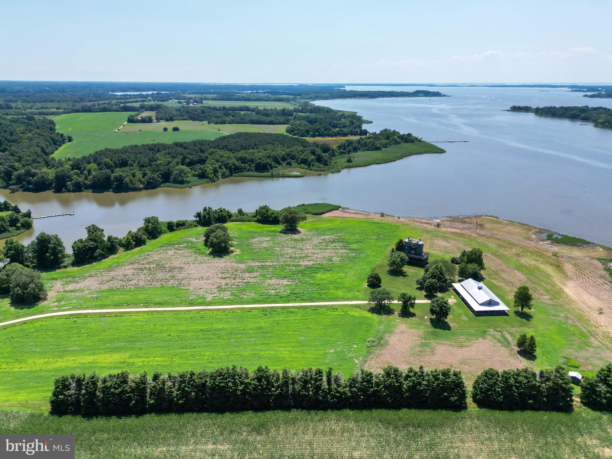 LANDS END - Residential
