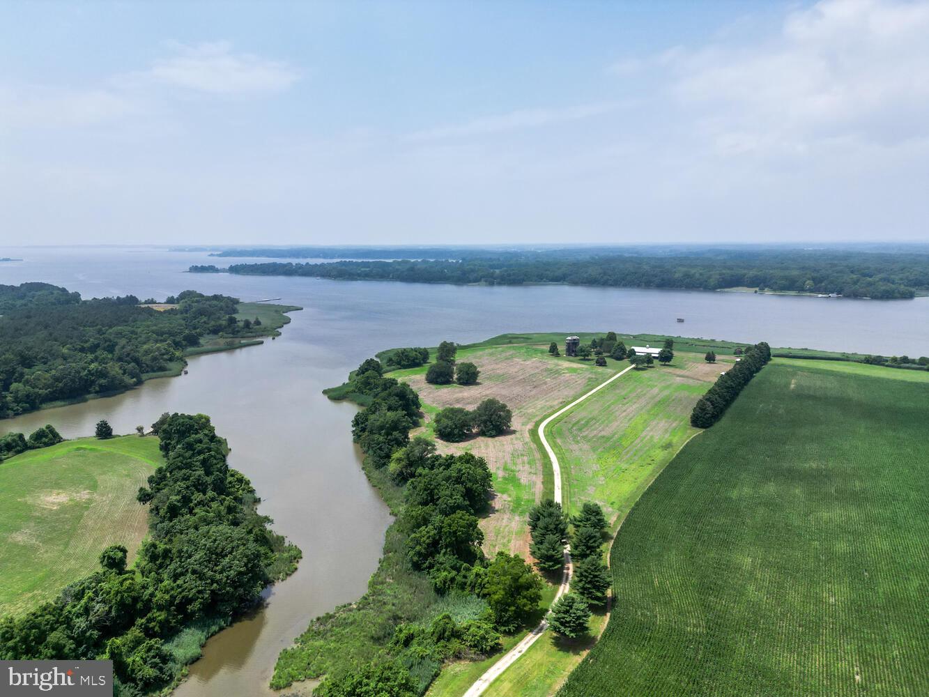 LANDS END - Residential