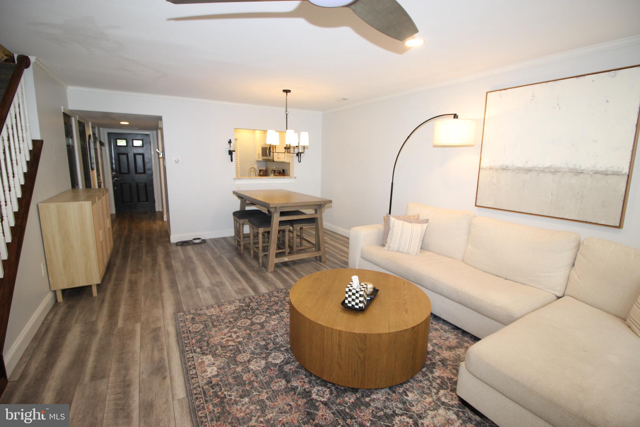 VILLAGE SHIRES - Residential