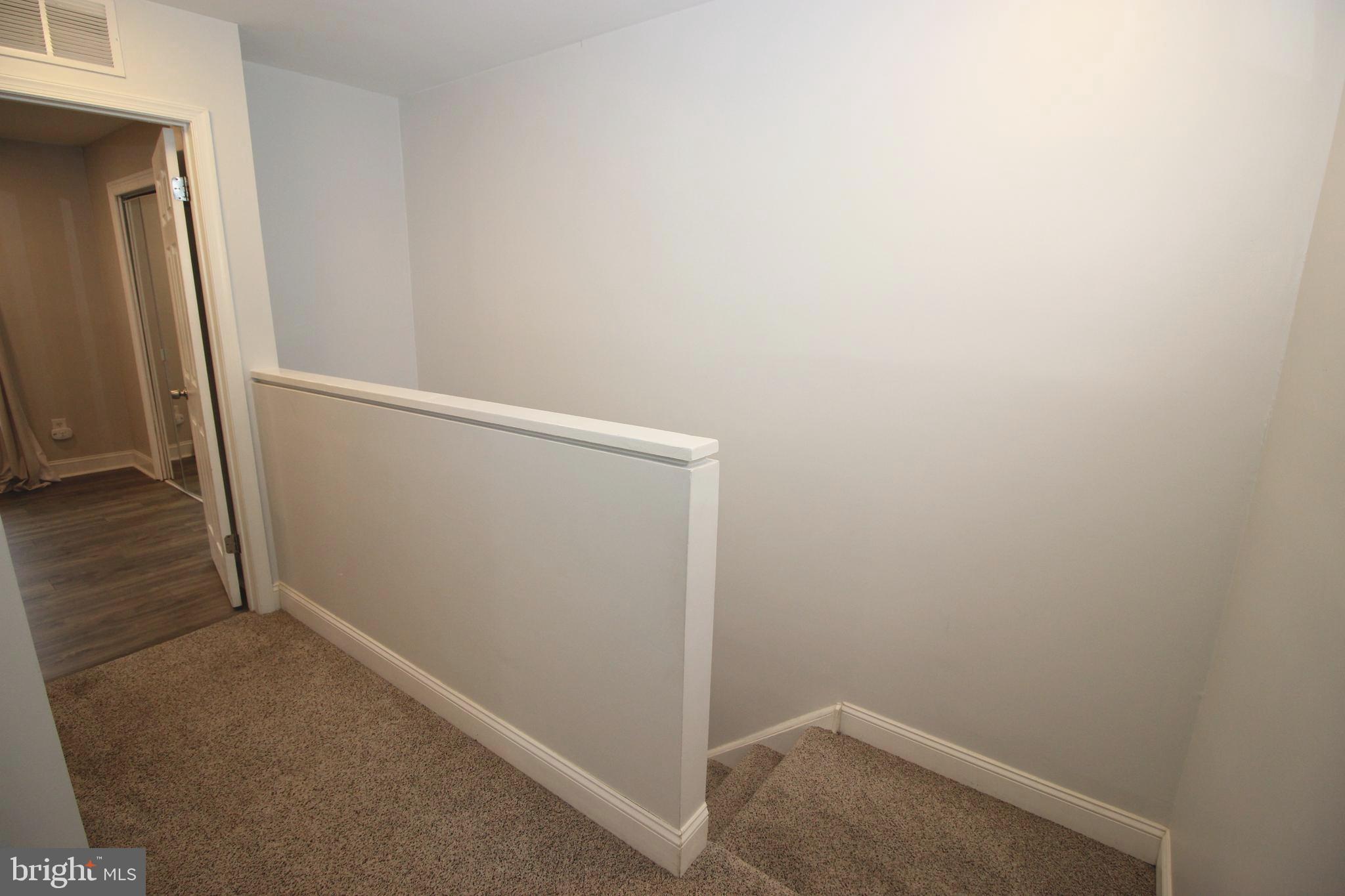 VILLAGE SHIRES - Residential