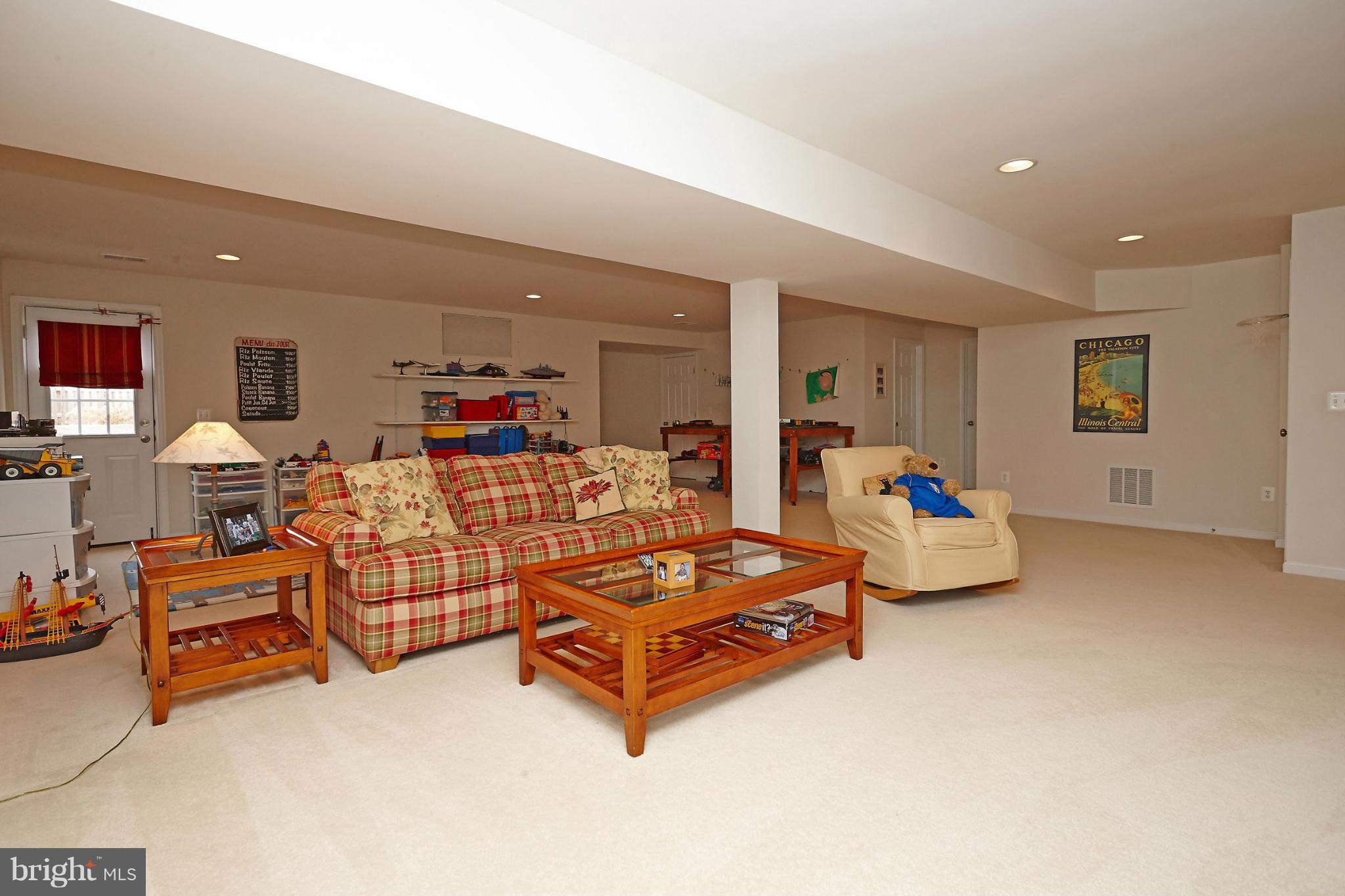 HOPEWELLS LANDING - Residential