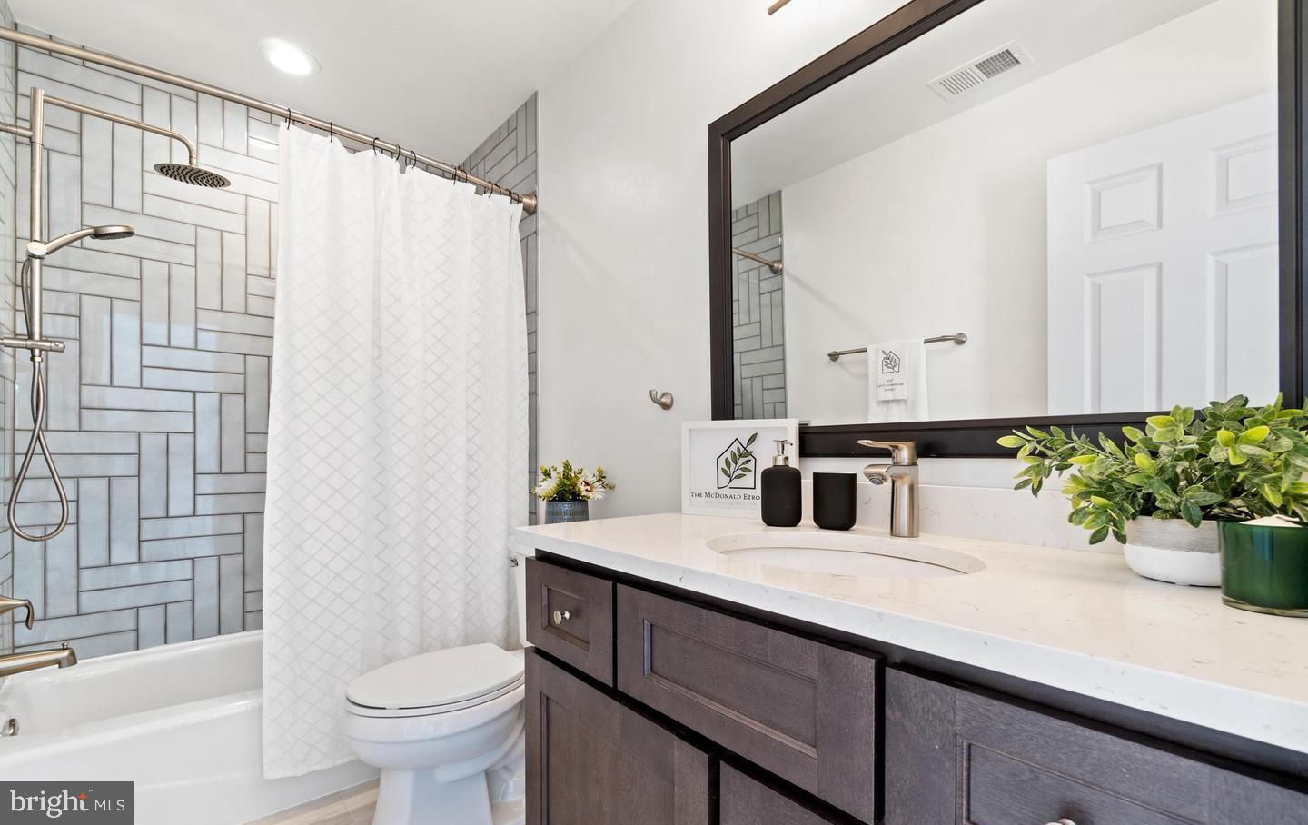 MILLWOOD ESTATES - Residential Lease