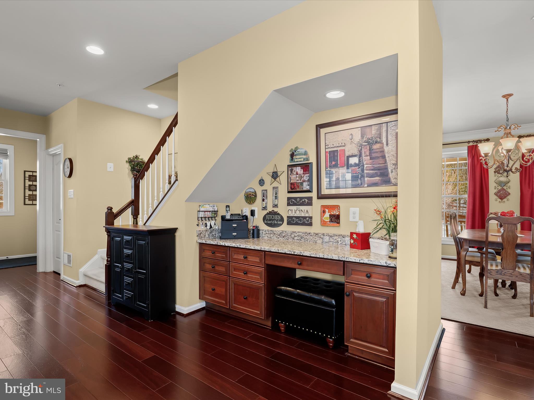 RIVERWOOD - Residential