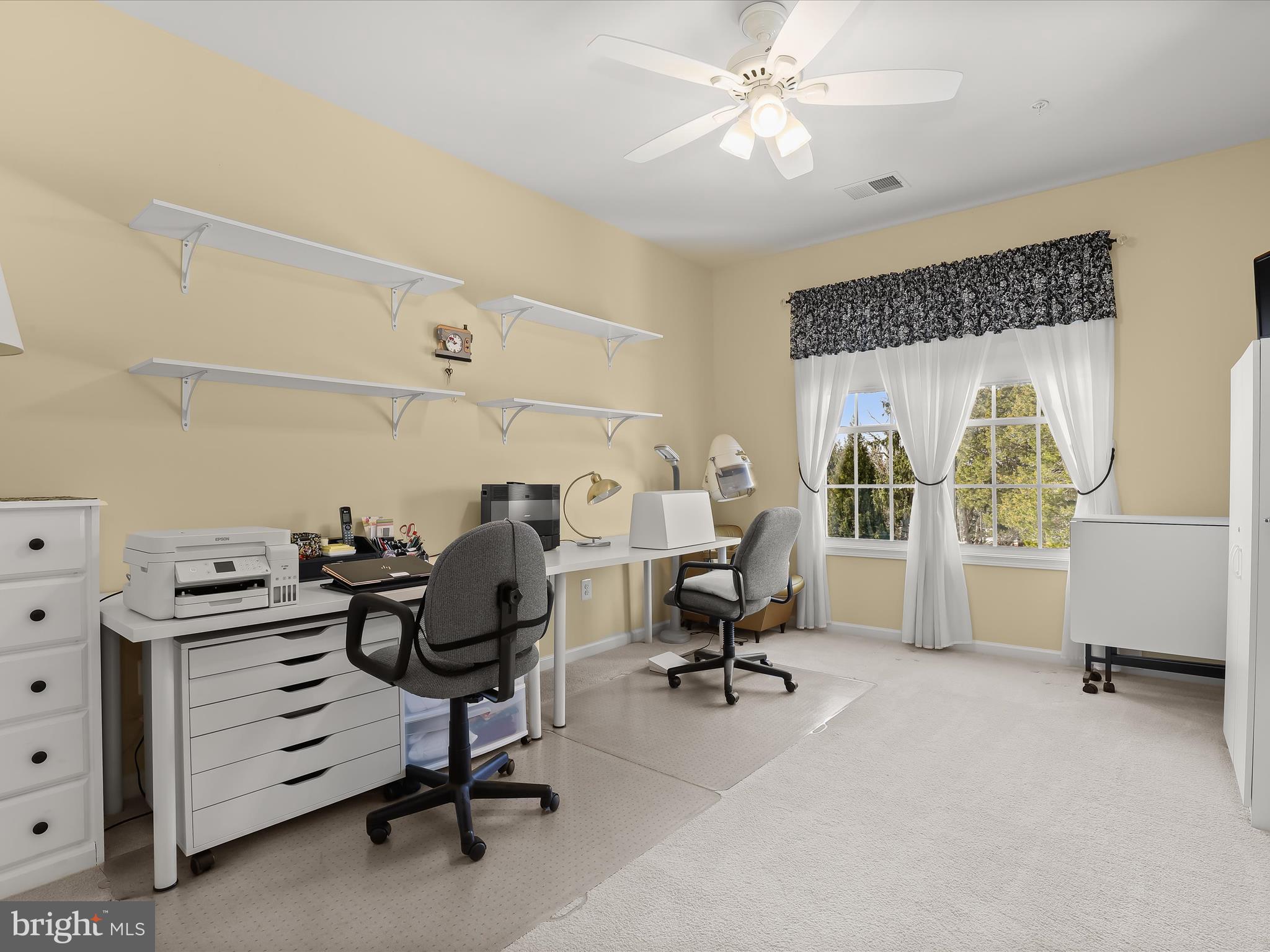 RIVERWOOD - Residential