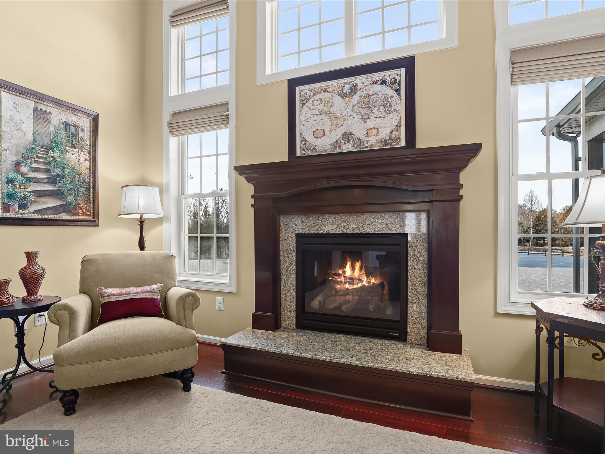 RIVERWOOD - Residential