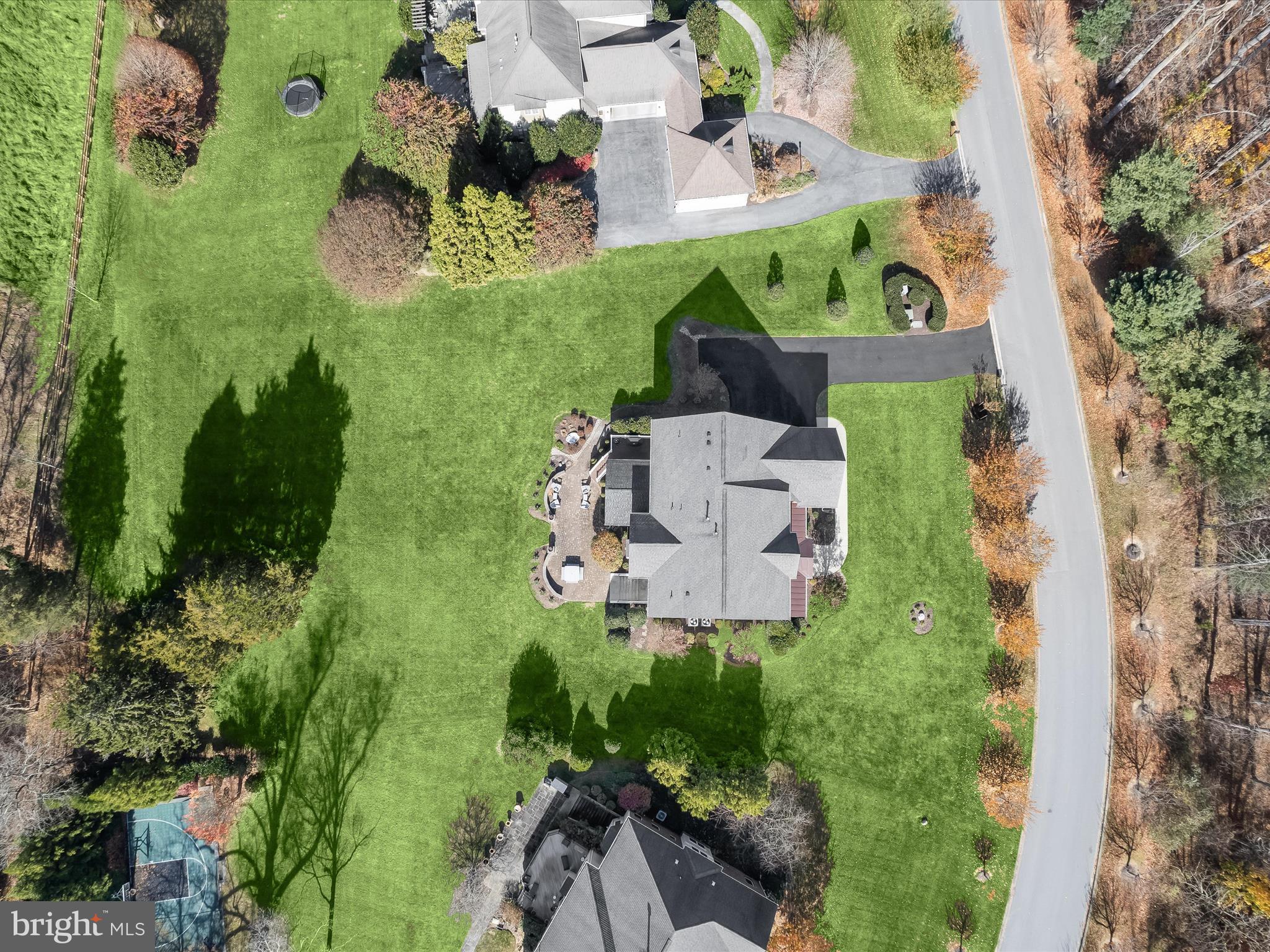 RIVERWOOD - Residential