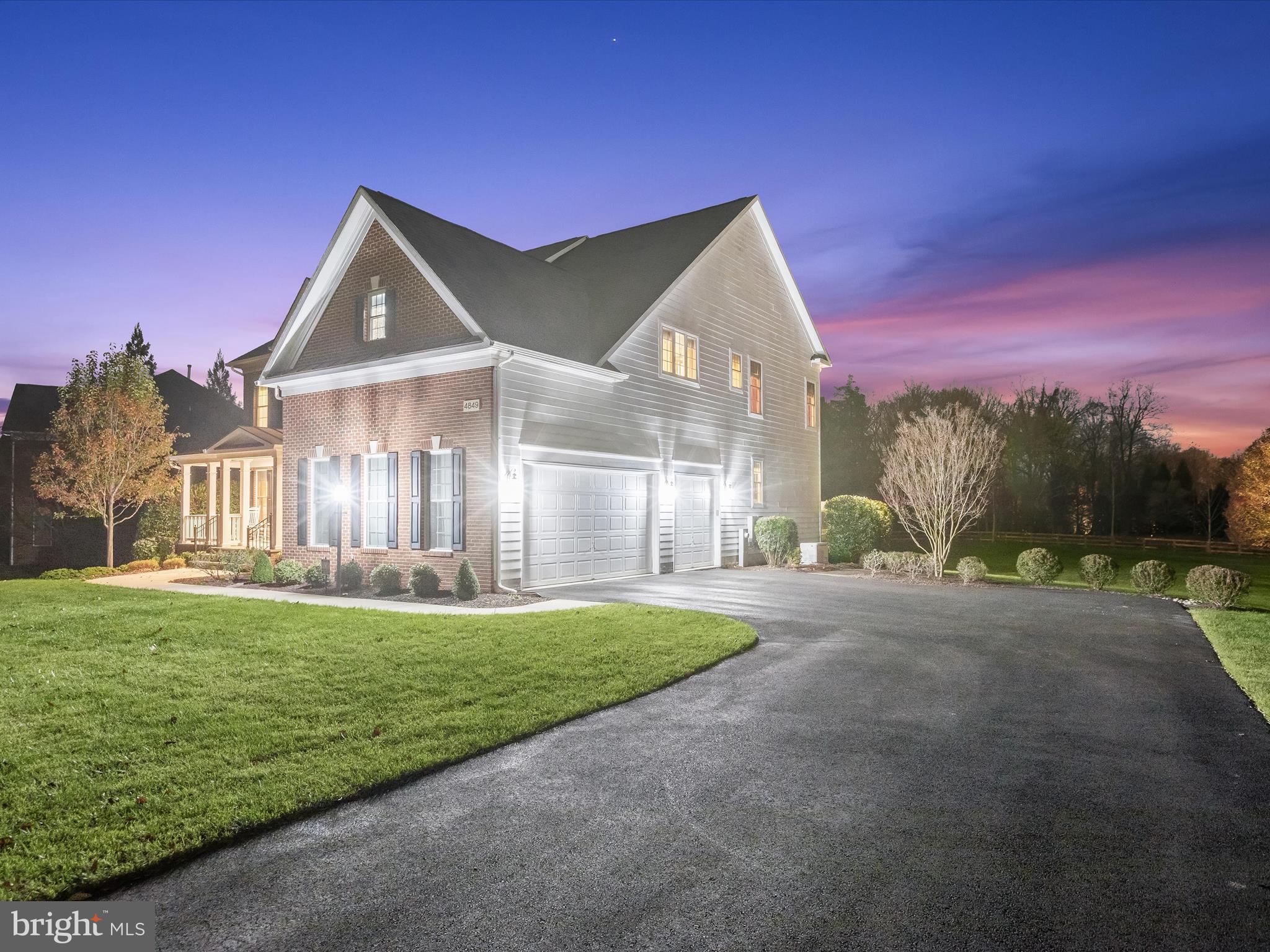 RIVERWOOD - Residential