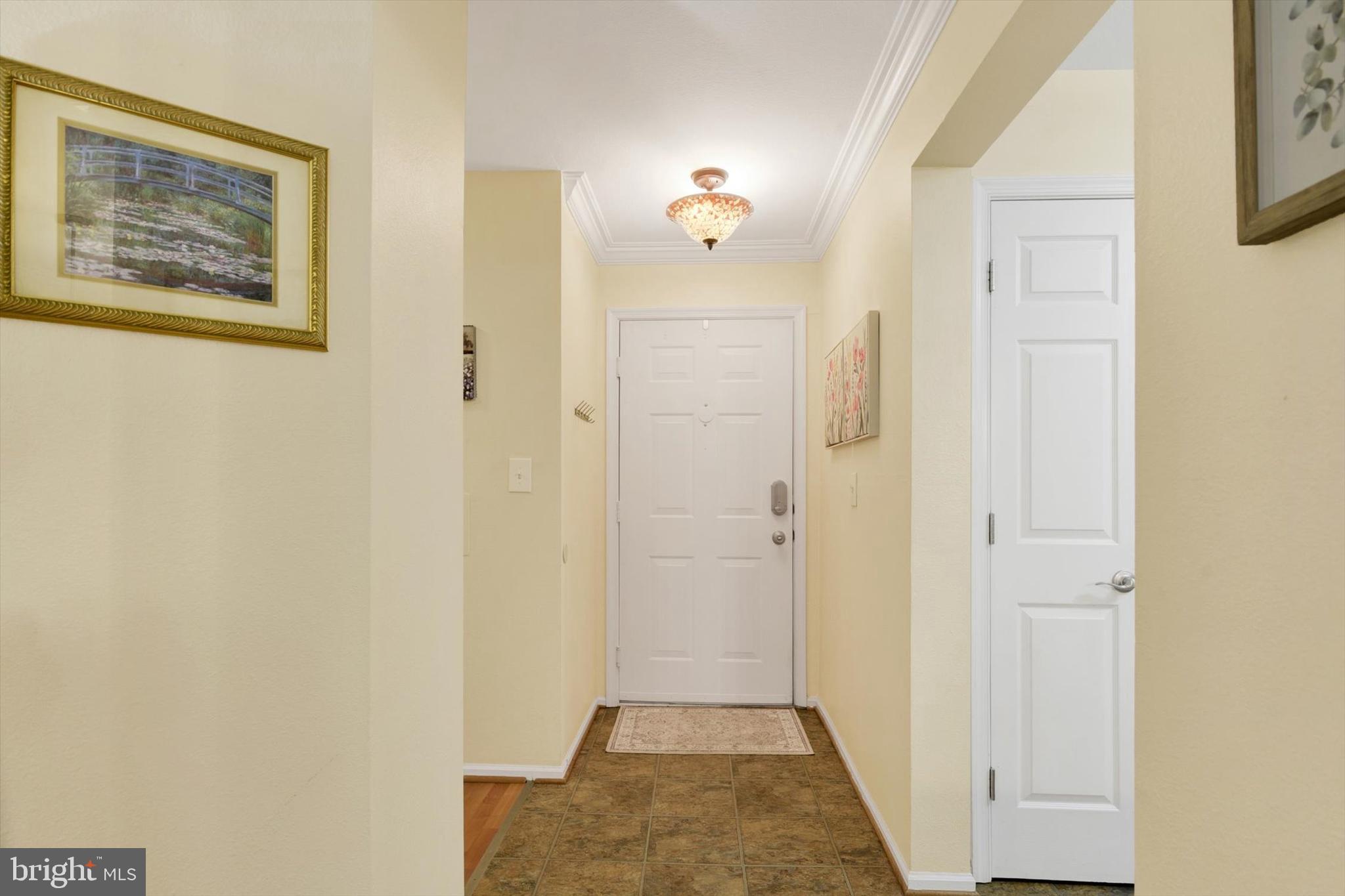 ENGLISH COUNTRY MANOR - Residential