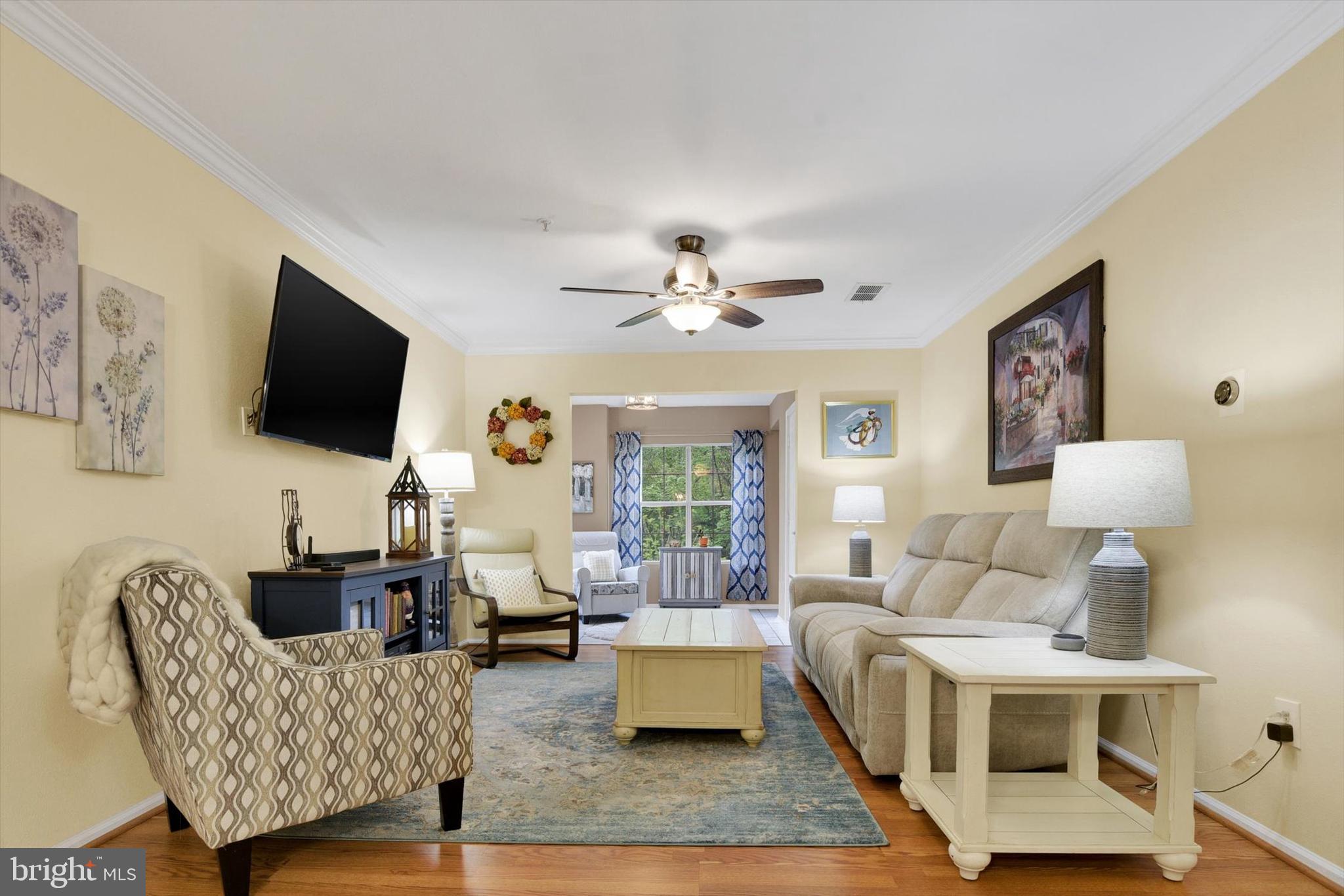 206 CHAUCER LANE L 206-L