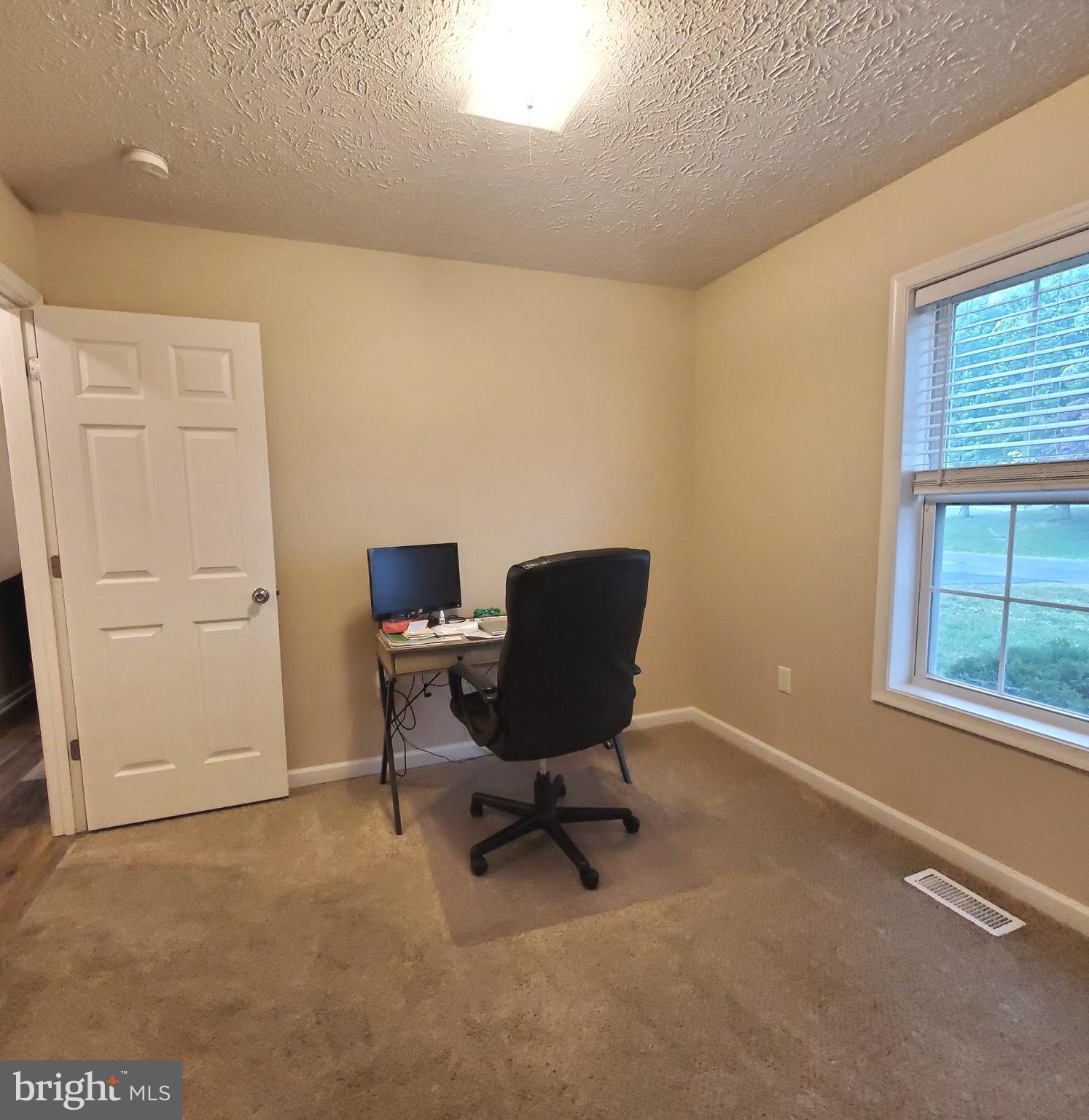 RIDGEFIELD - Residential