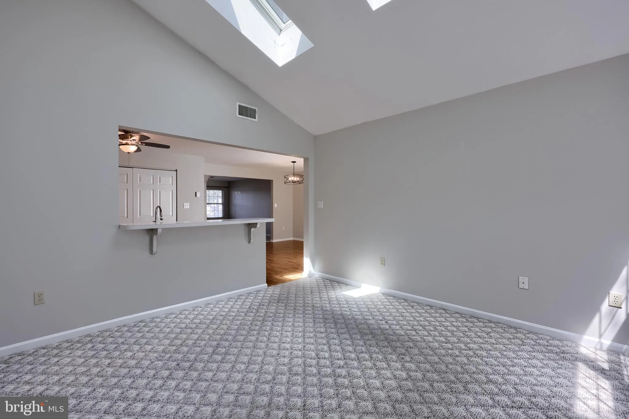 York, Pennsylvania 17404, United States, 3 Bedrooms Bedrooms, ,2 BathroomsBathrooms,Residential,Coming Soon,193890