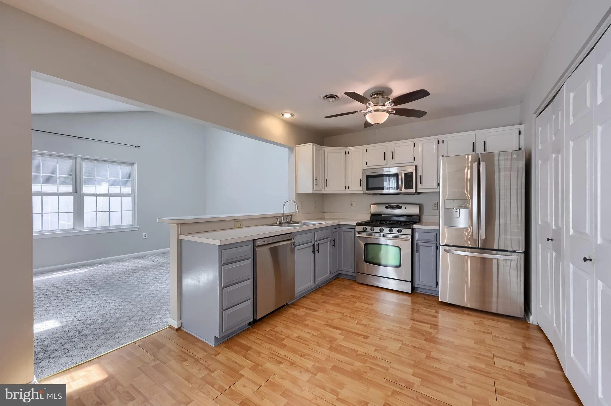 York, Pennsylvania 17404, United States, 3 Bedrooms Bedrooms, ,2 BathroomsBathrooms,Residential,Coming Soon,193890