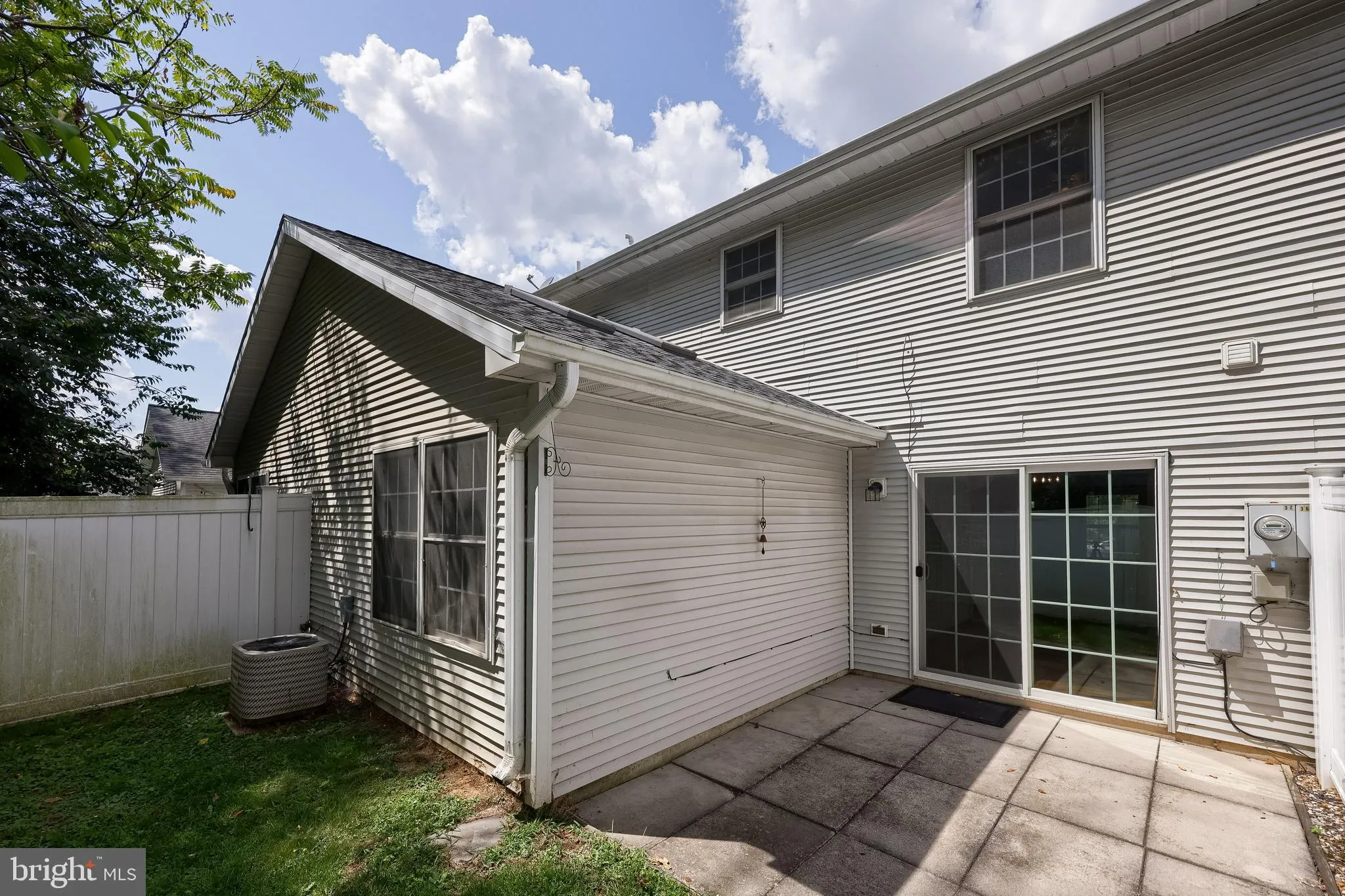 York, Pennsylvania 17404, United States, 3 Bedrooms Bedrooms, ,2 BathroomsBathrooms,Residential,Coming Soon,193890