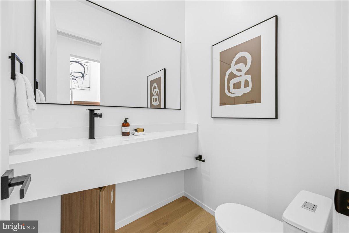 FLINT HILL - Residential