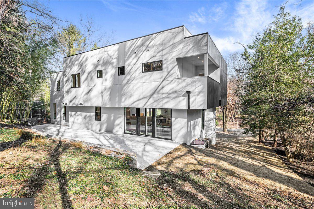 FLINT HILL - Residential