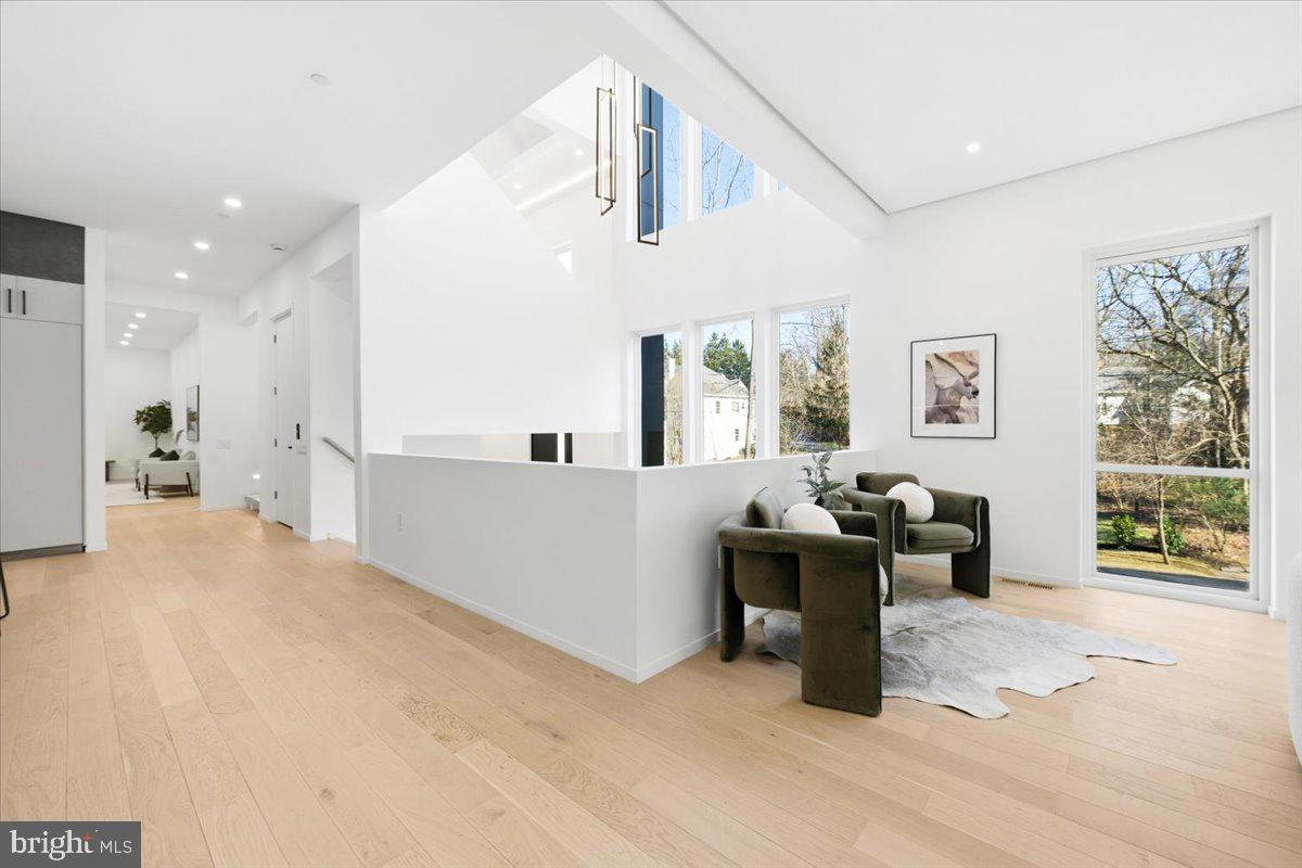 FLINT HILL - Residential