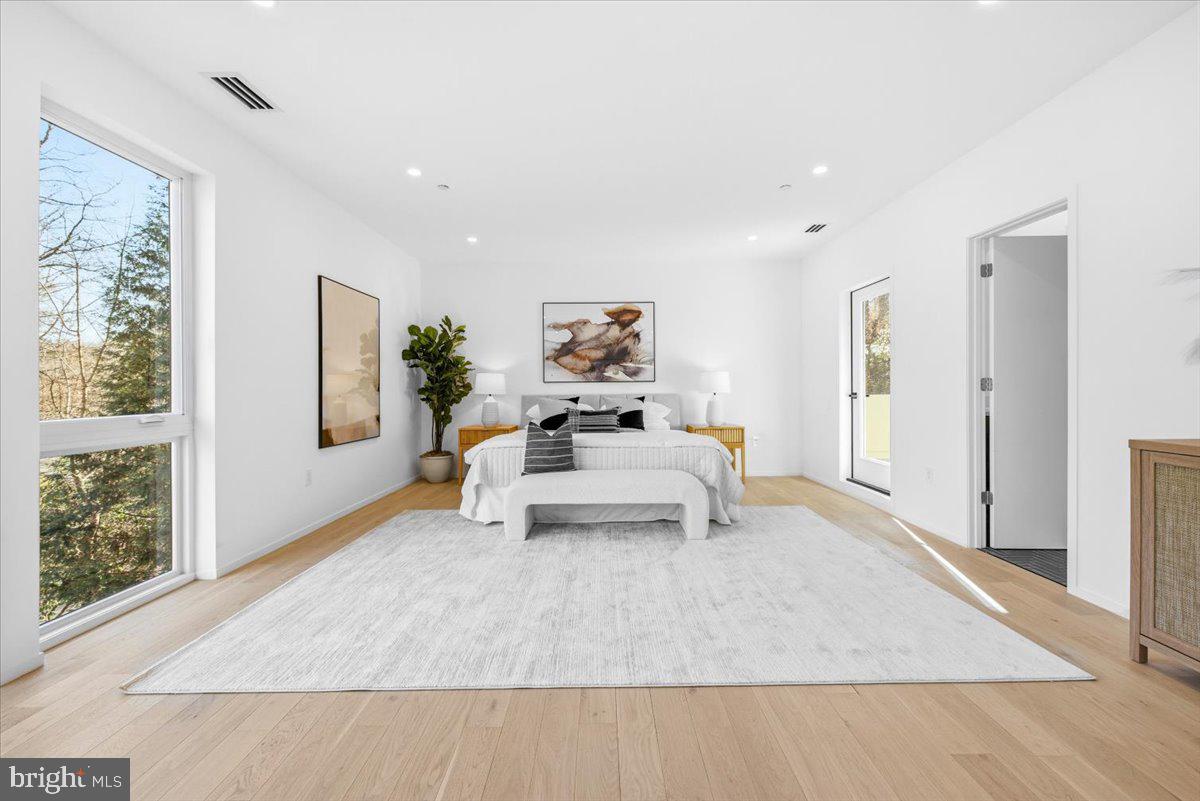 FLINT HILL - Residential