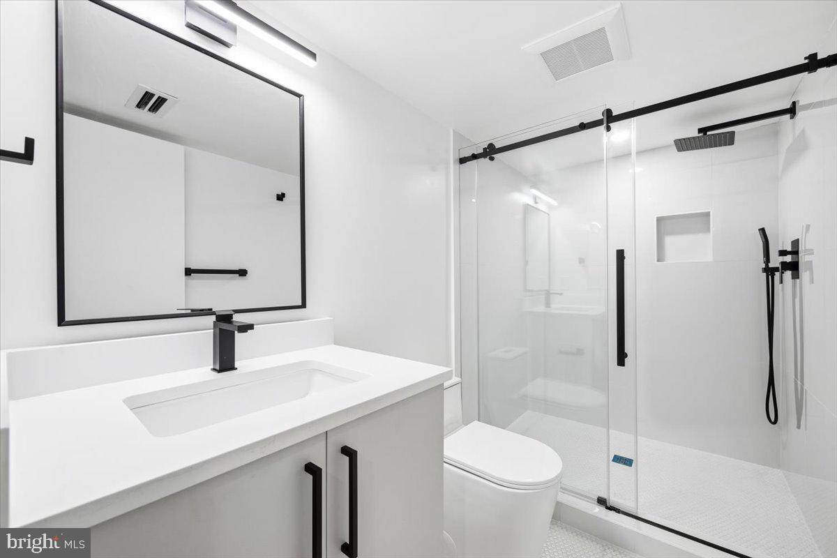 FLINT HILL - Residential