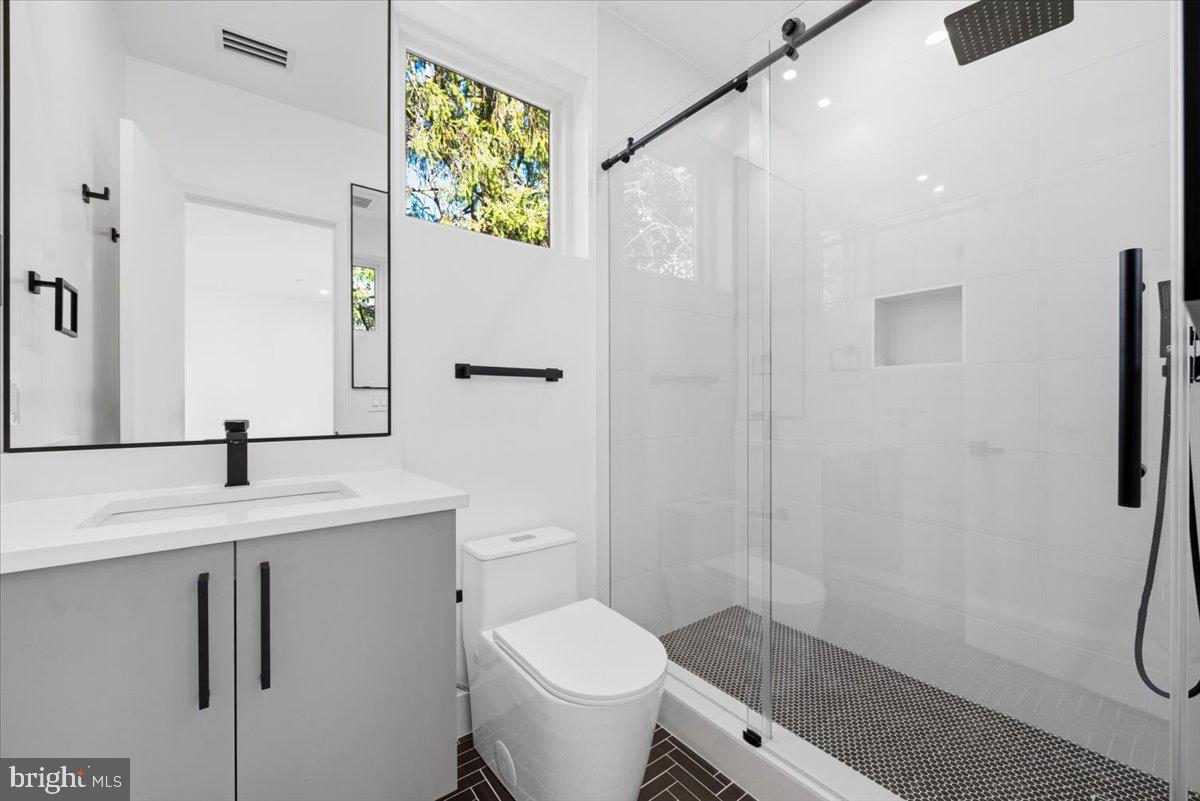 FLINT HILL - Residential