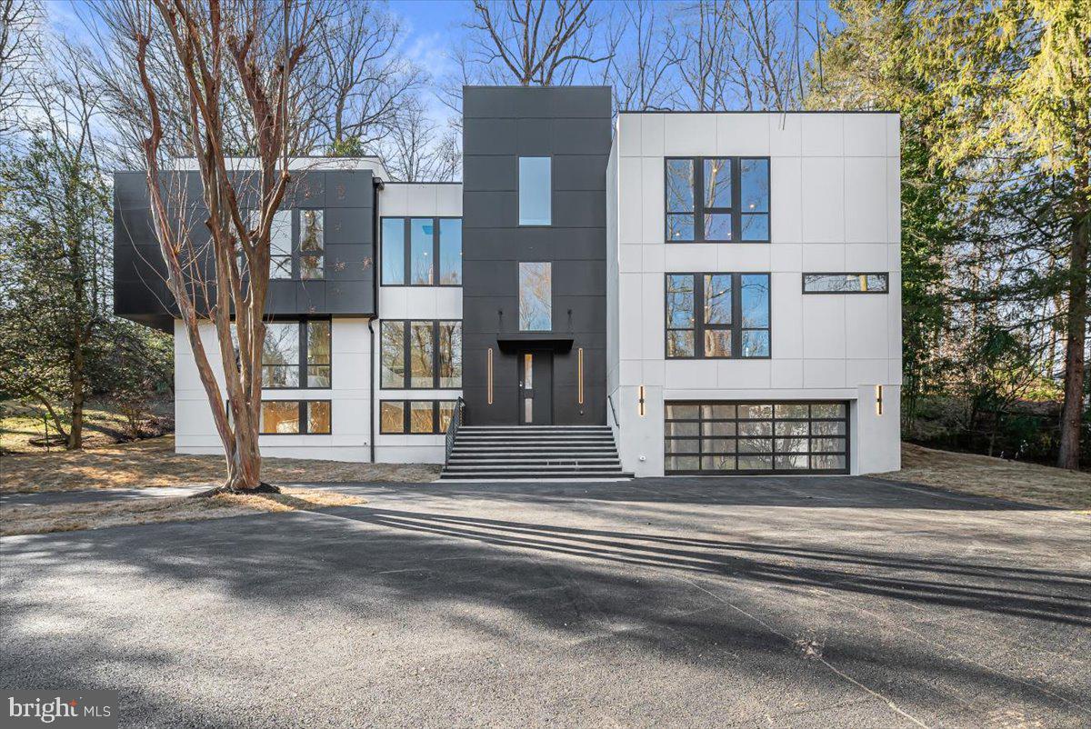 FLINT HILL - Residential