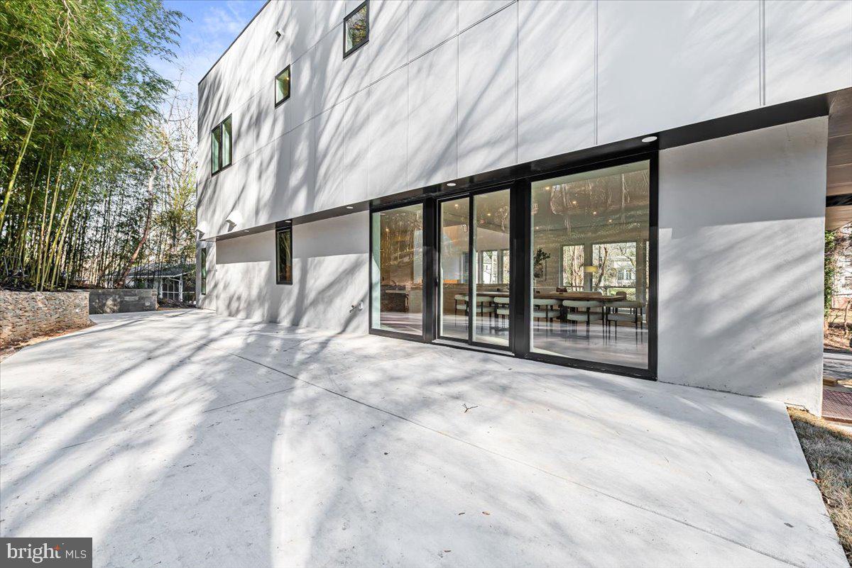 FLINT HILL - Residential