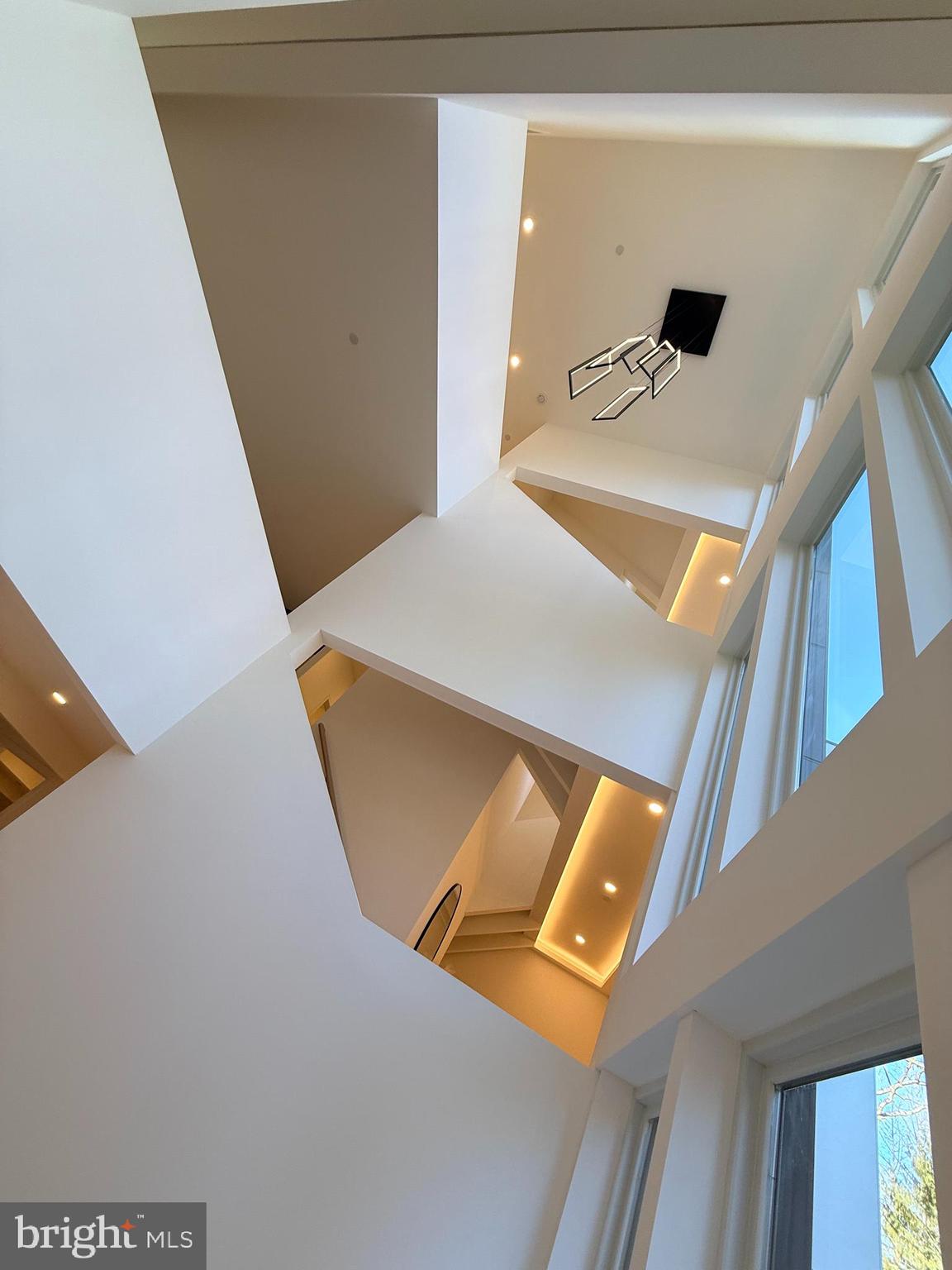 FLINT HILL - Residential