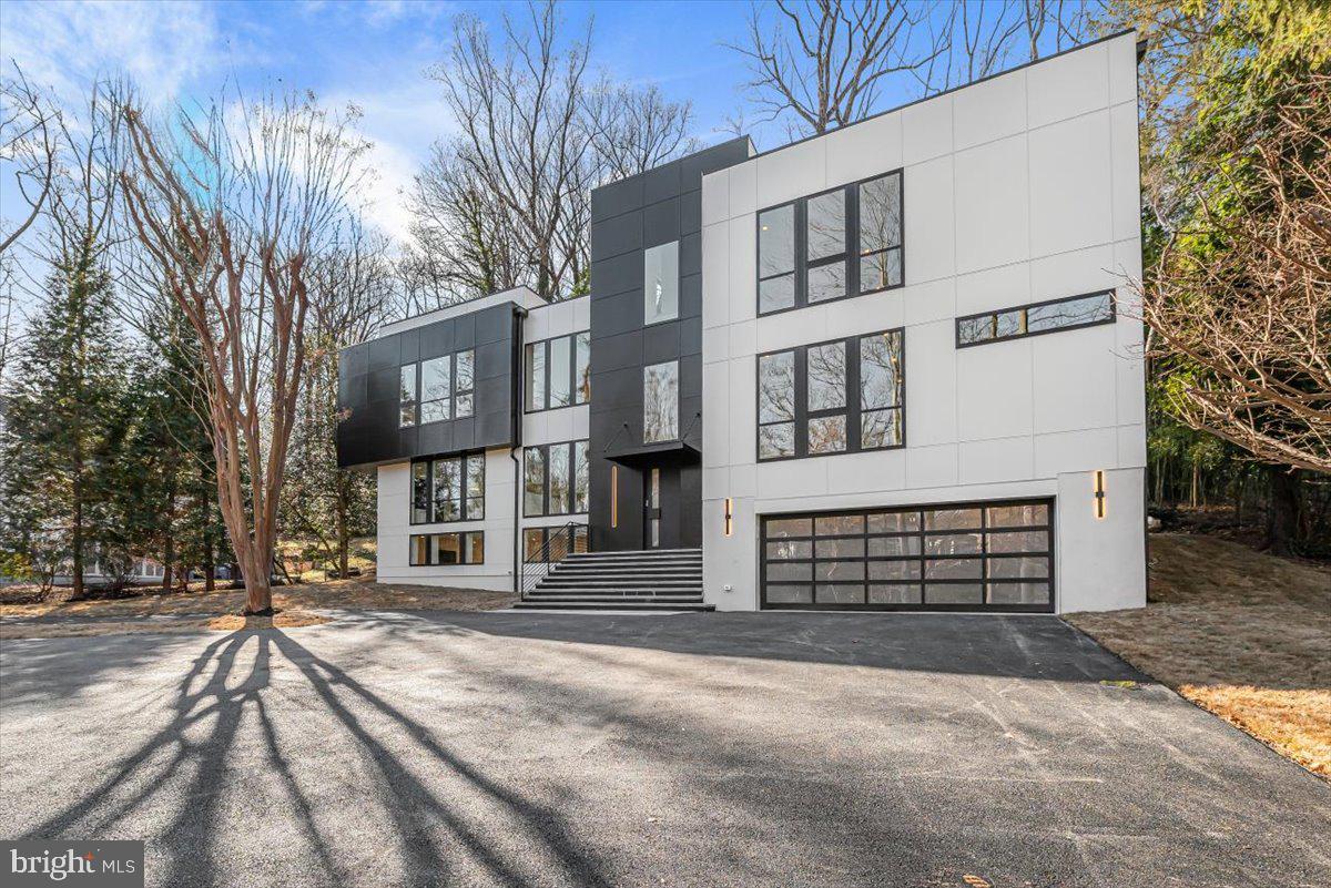 FLINT HILL - Residential