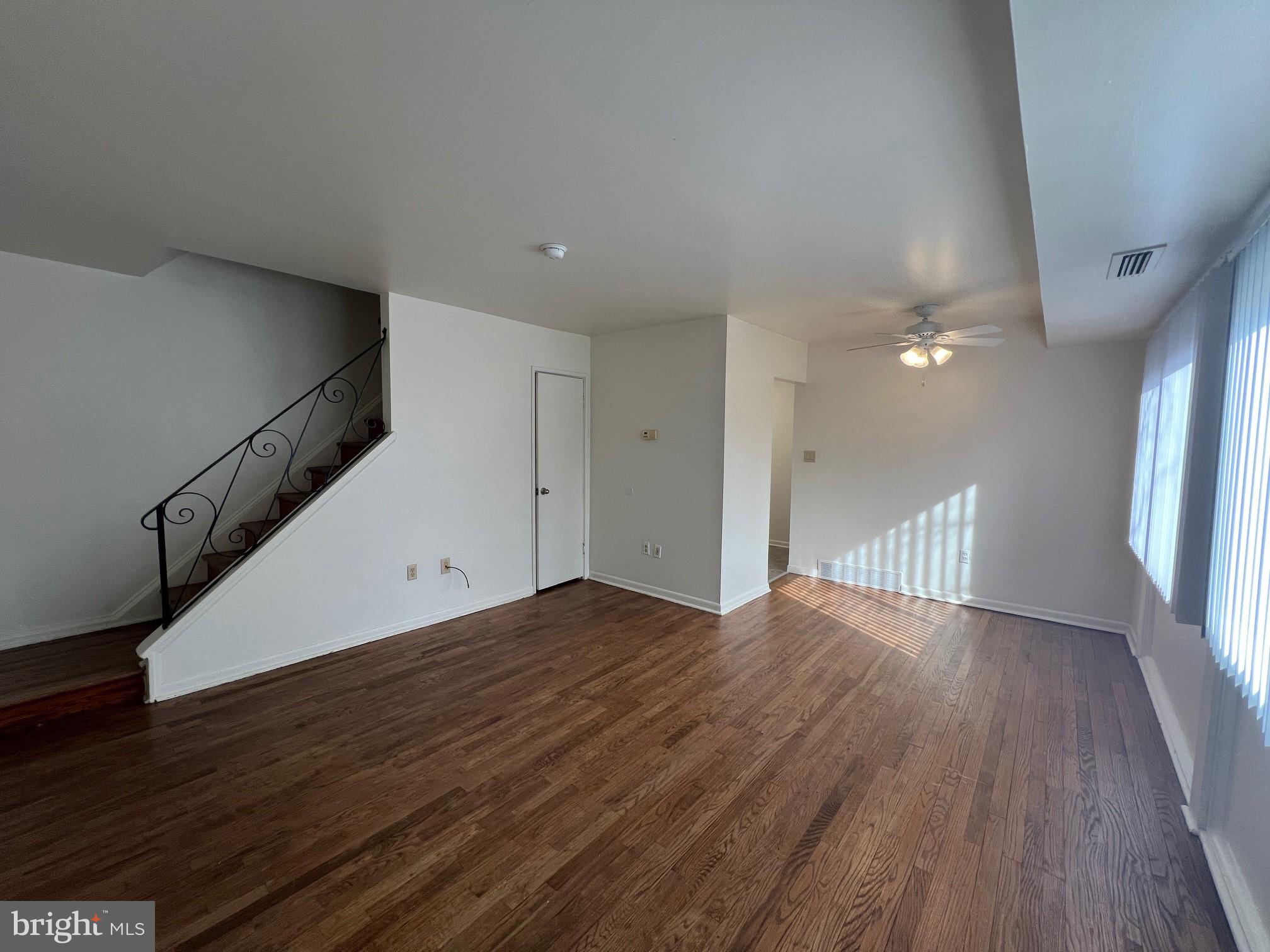 NORTHSIDE TOWNHOUSE APARTMENTS - Residential Lease